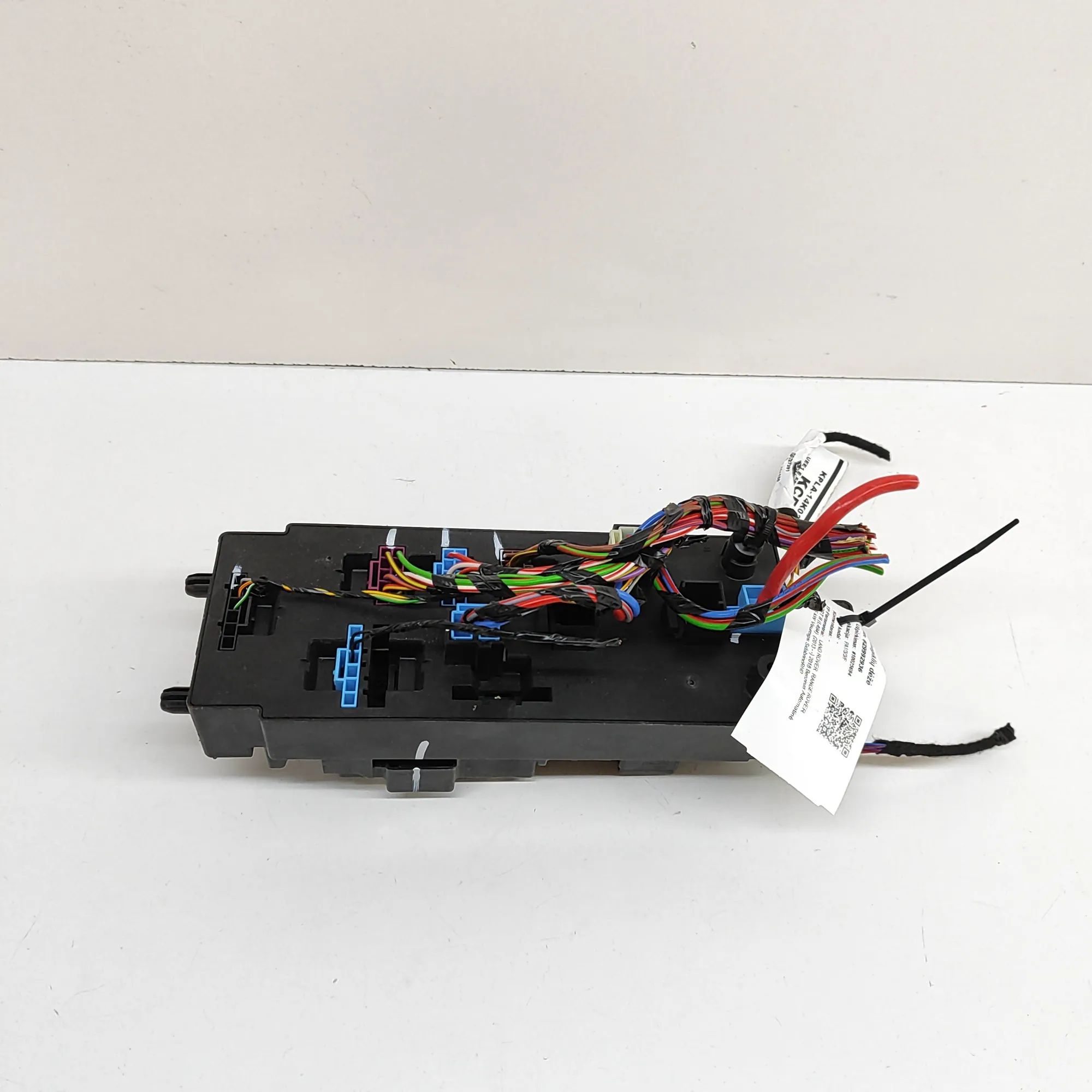 Land Rover Range Rover Sport (L494) Fuse Box Module Fuse Box Module — LAND ROVER RANGE ROVER SPORT ...