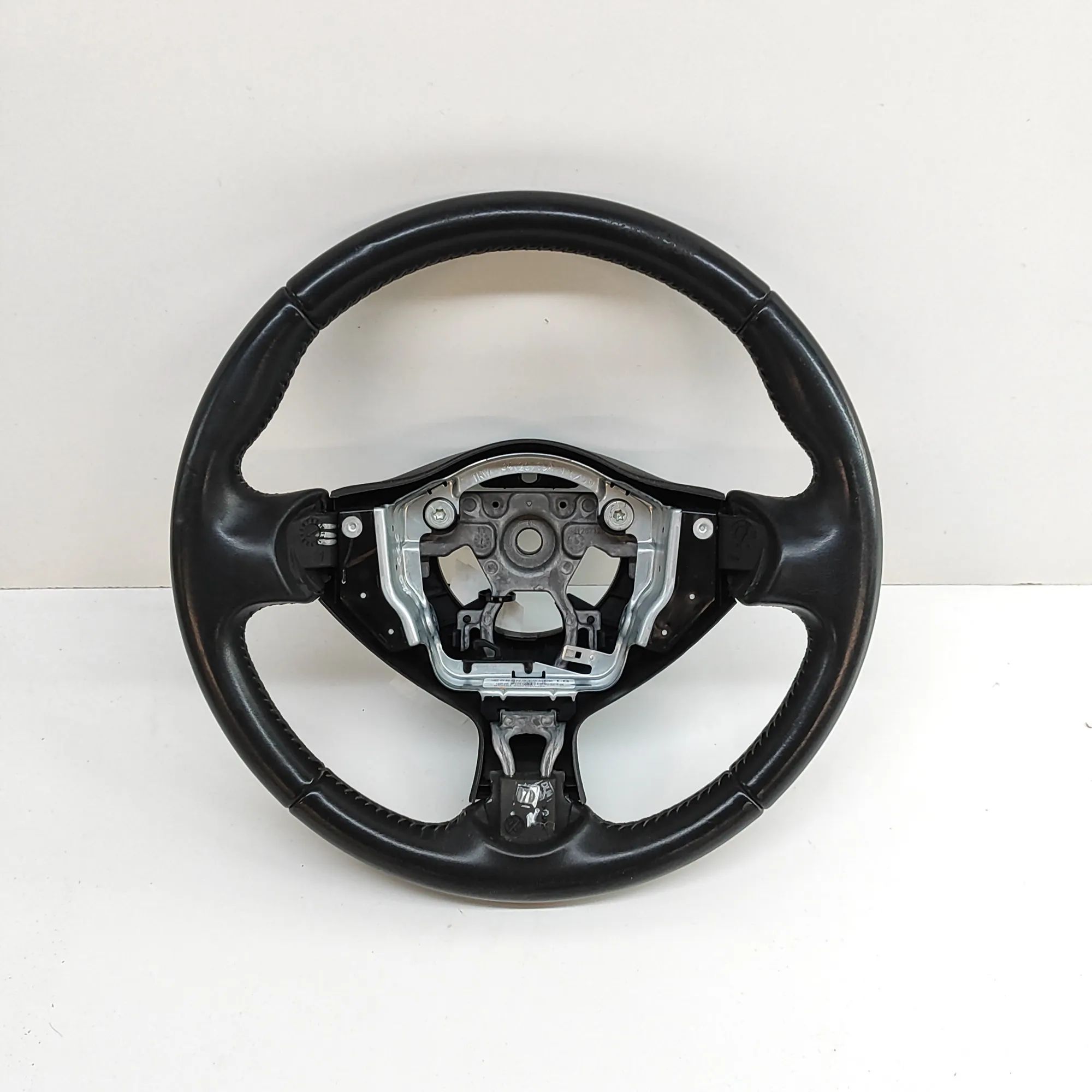 Nissan Juke steering wheel Steering Wheel — NISSAN JUKE (F15) (2010-...) —...