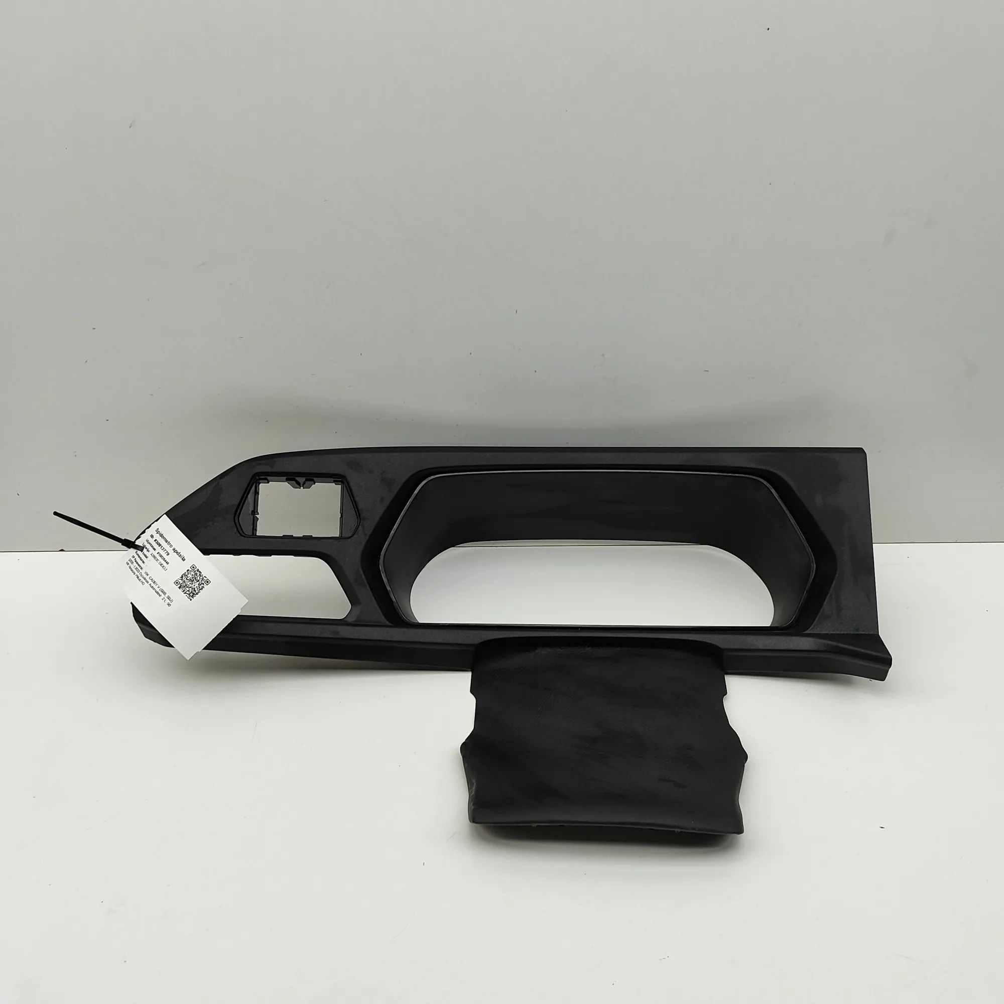 Volkswagen Caddy V Instrument Cluster Trim
