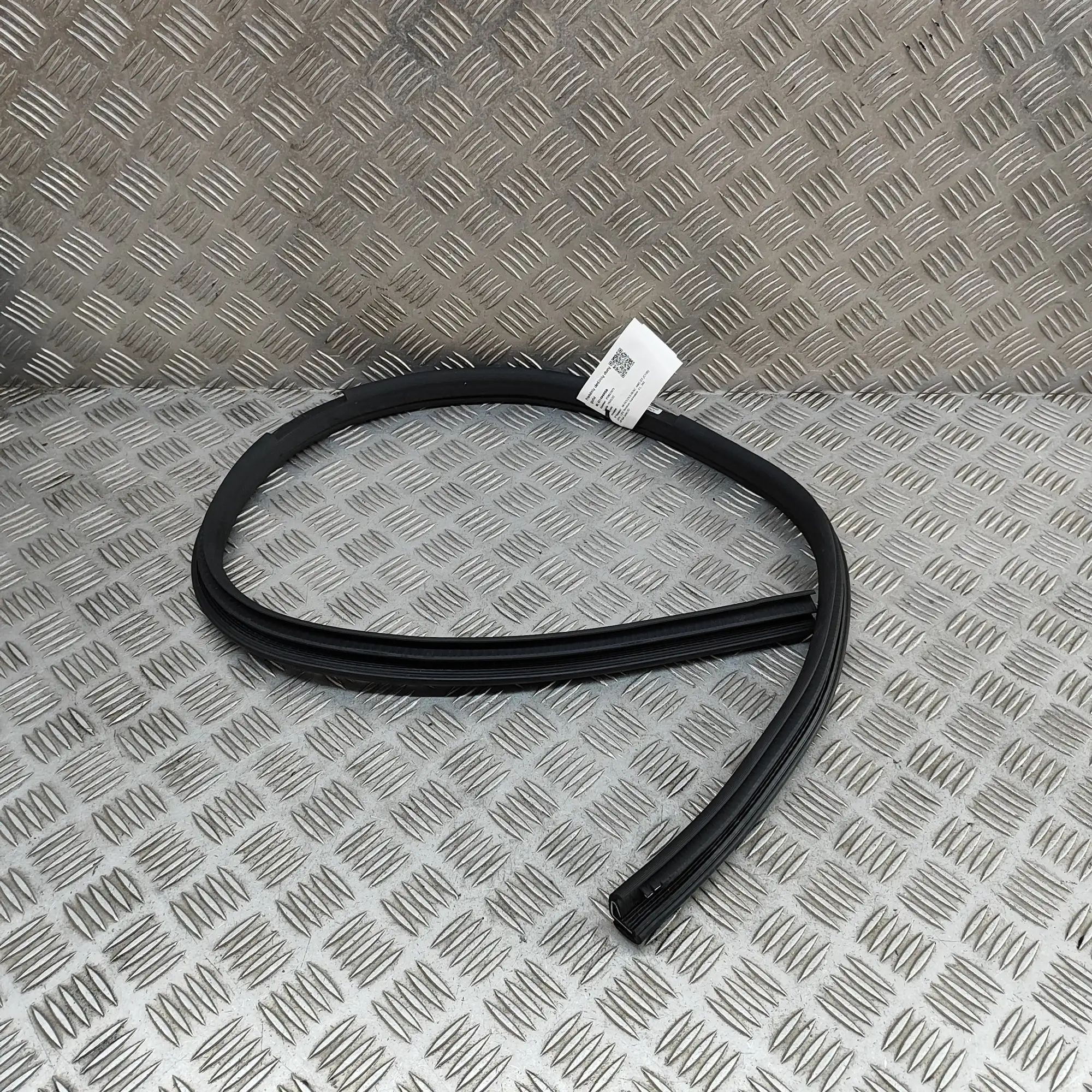 Mercedes-Benz A (W176) Door rubber seal — front right Door rubber seal — front right — MERCEDES BENZ ...