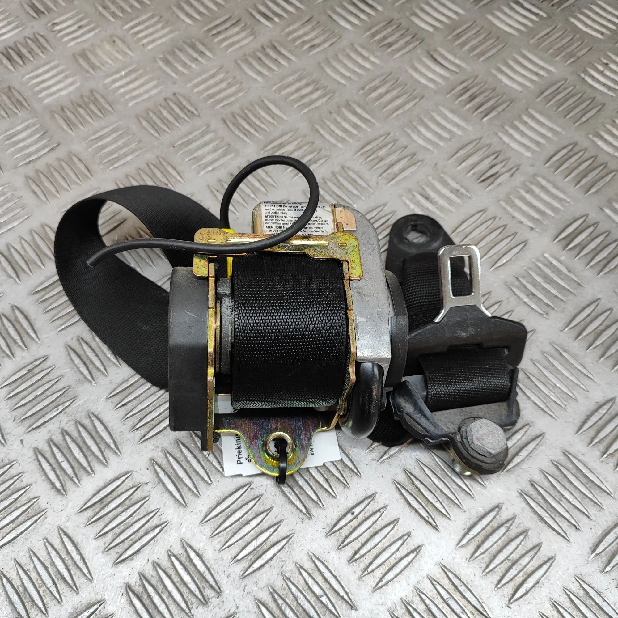 Mercedes-Benz SLK (R170) Front Right Seatbelt Front Right Seatbelt — MERCEDES BENZ SLK (R170)...
