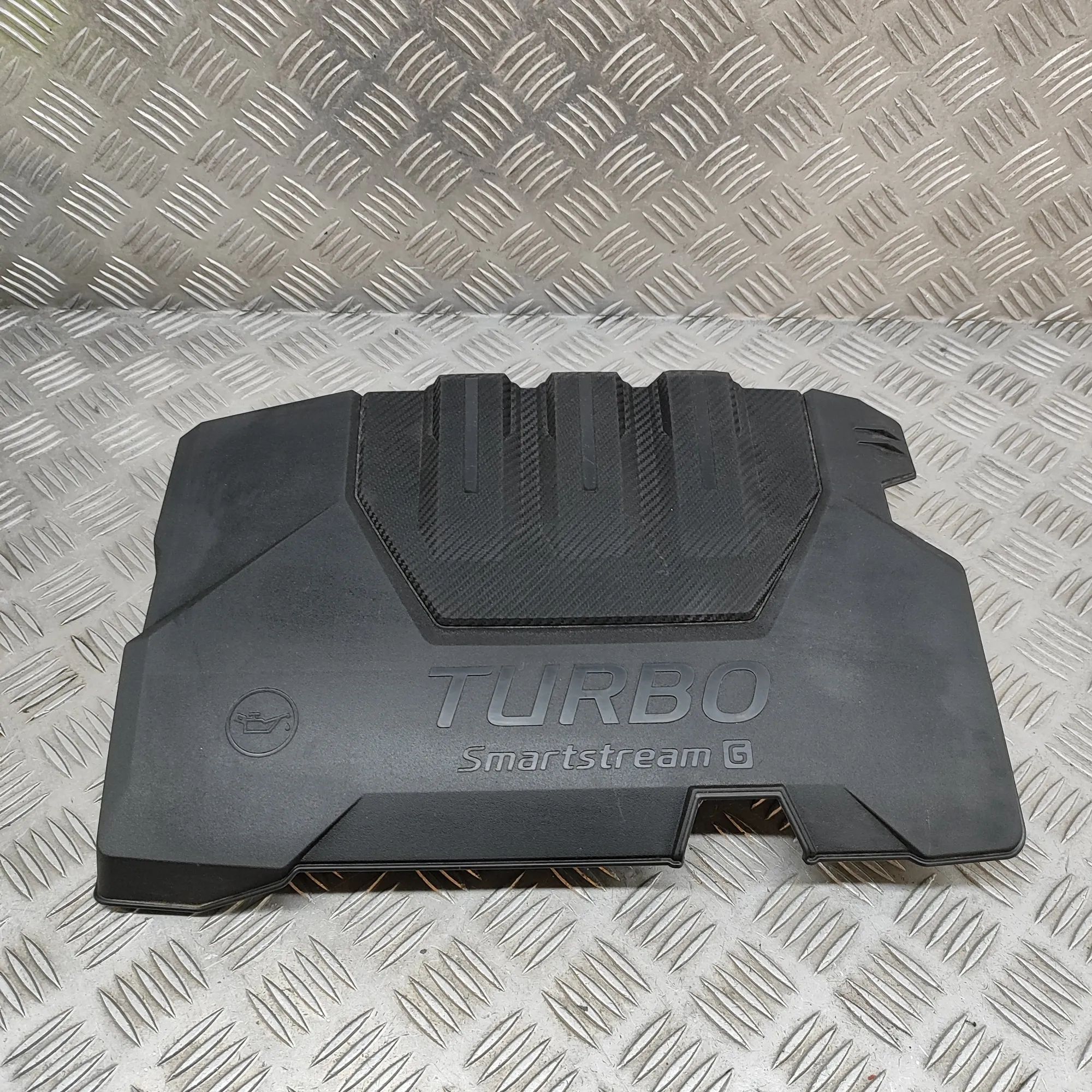 Hyundai Kona Mootorikate (1.9 TDi) Engine cover — HYUNDAI KONA (2017-...) — 29240-...
