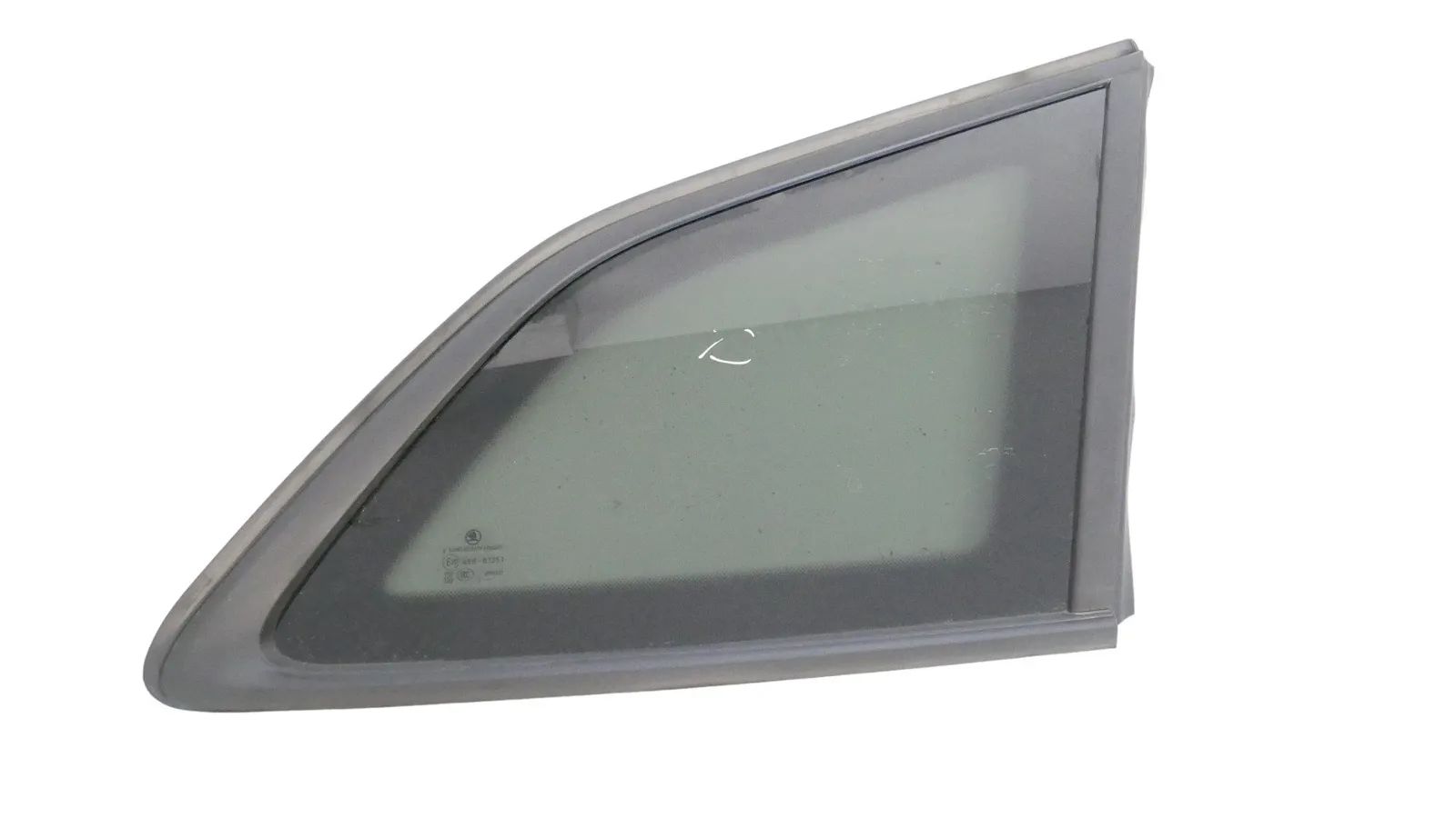 Skoda Enyaq Rear Right Quarter Window Rear Right Quarter Window — SKODA ENYAQ (iV SUV...