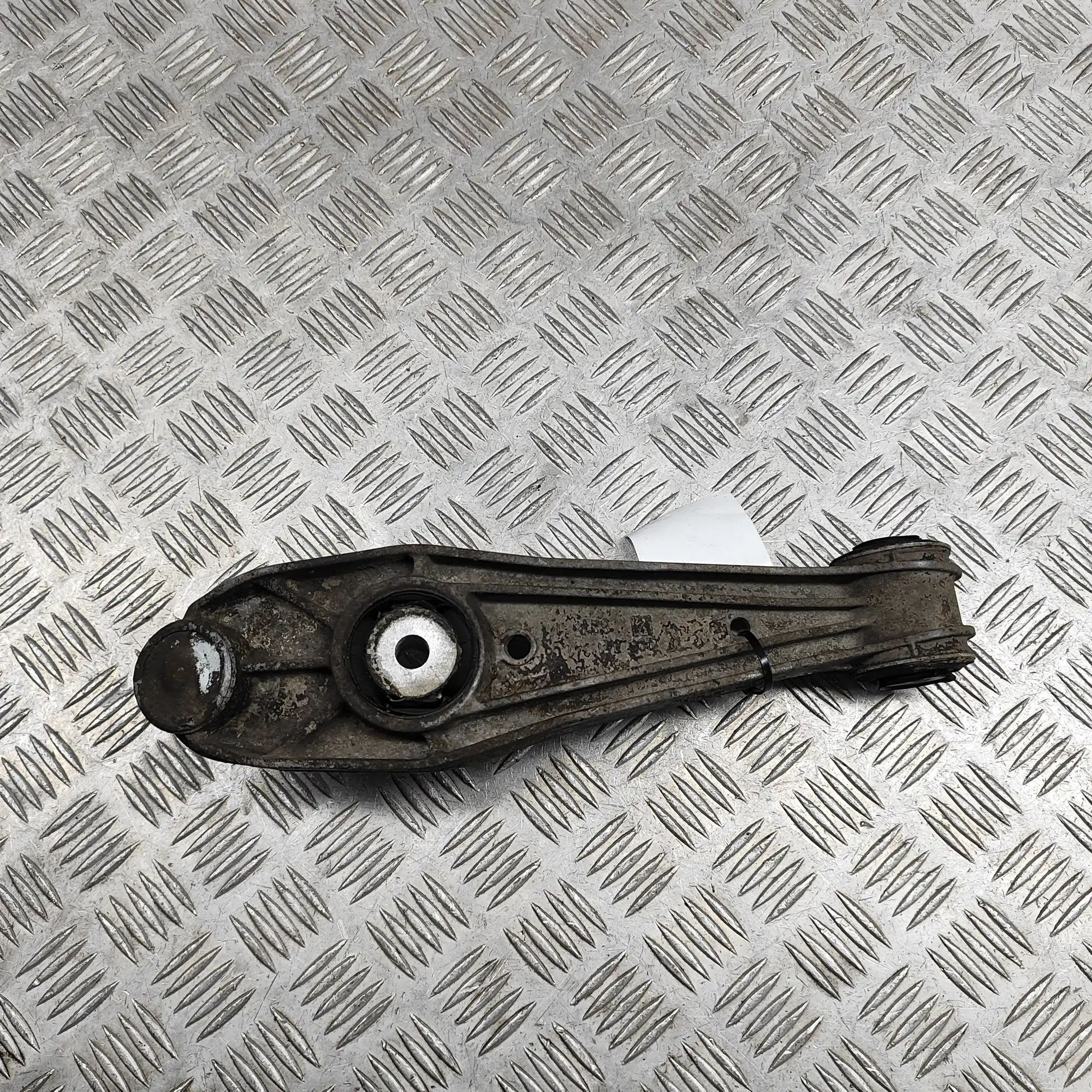 Porsche 911 (996) Front Left Lower Control Arm Front Left Lower Control Arm — PORSCHE 911 (996...