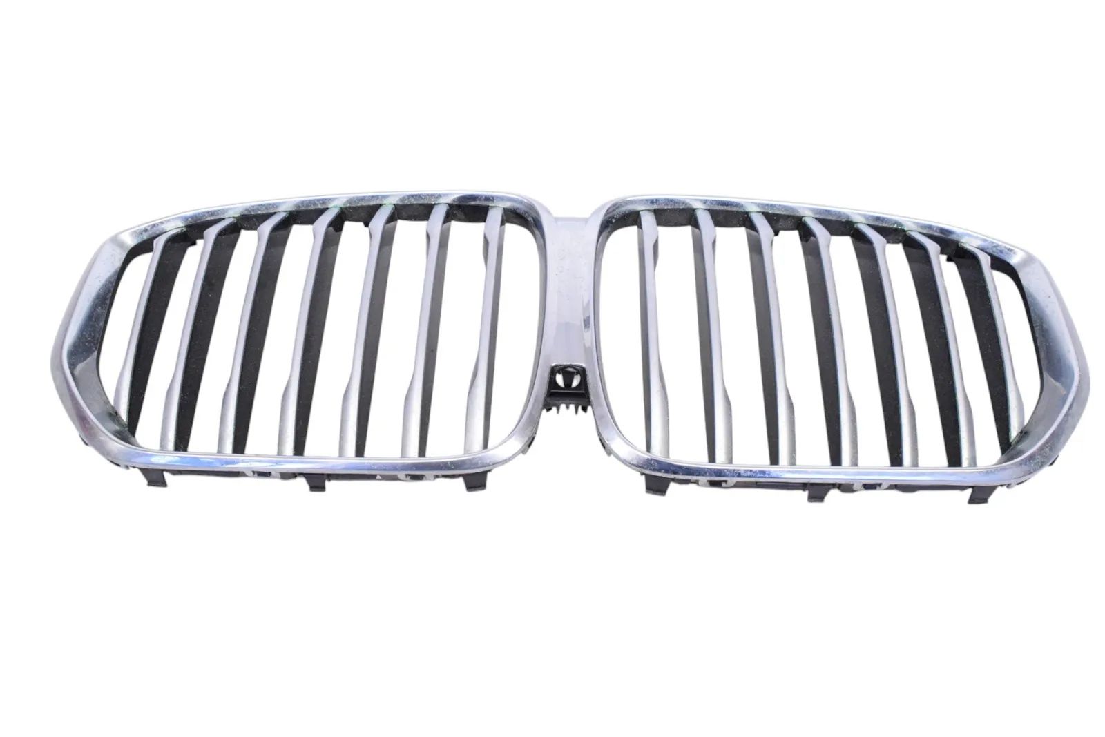 BMW X5 (G05) Upper grille — front Upper grille — front — BMW X5 (G05) (2018-...) ...