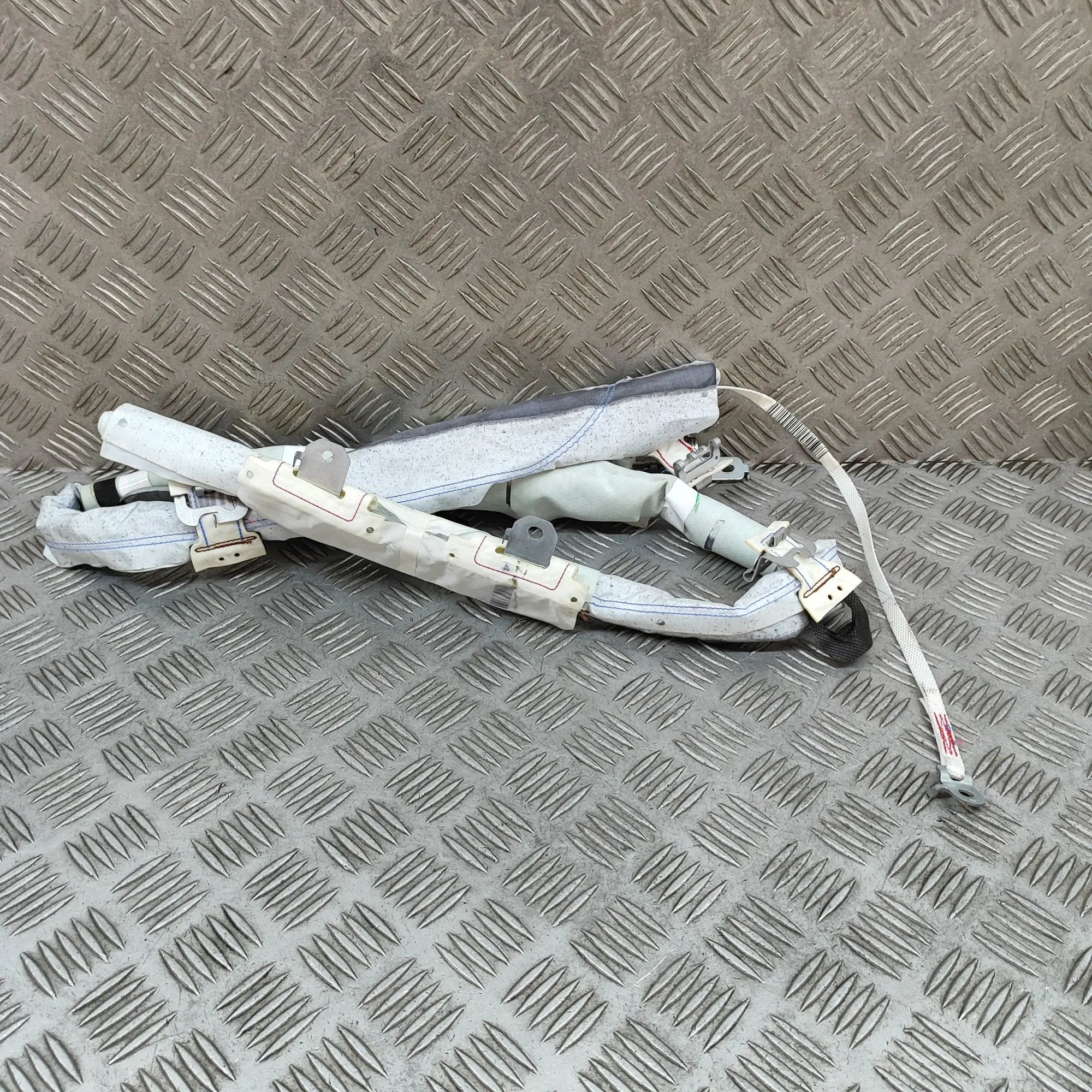 Nissan Qashqai (J11) Right Side Roof Safety Curtain SRS Right Side Roof Safety Curtain SRS — NISSAN QAS...