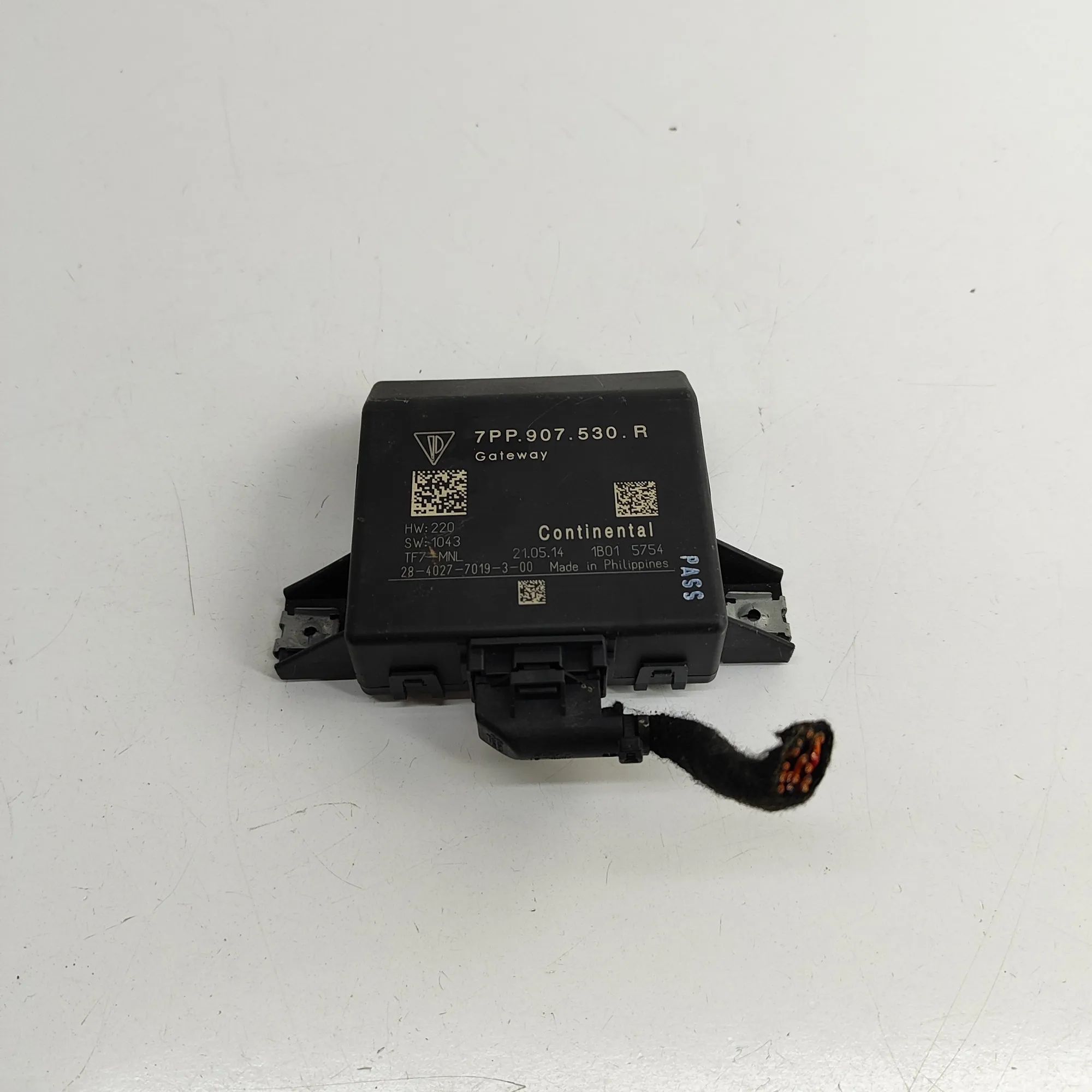 Porsche Cayenne Gateway Control Unit Gateway Control Unit — PORSCHE CAYENNE (92A) (2...