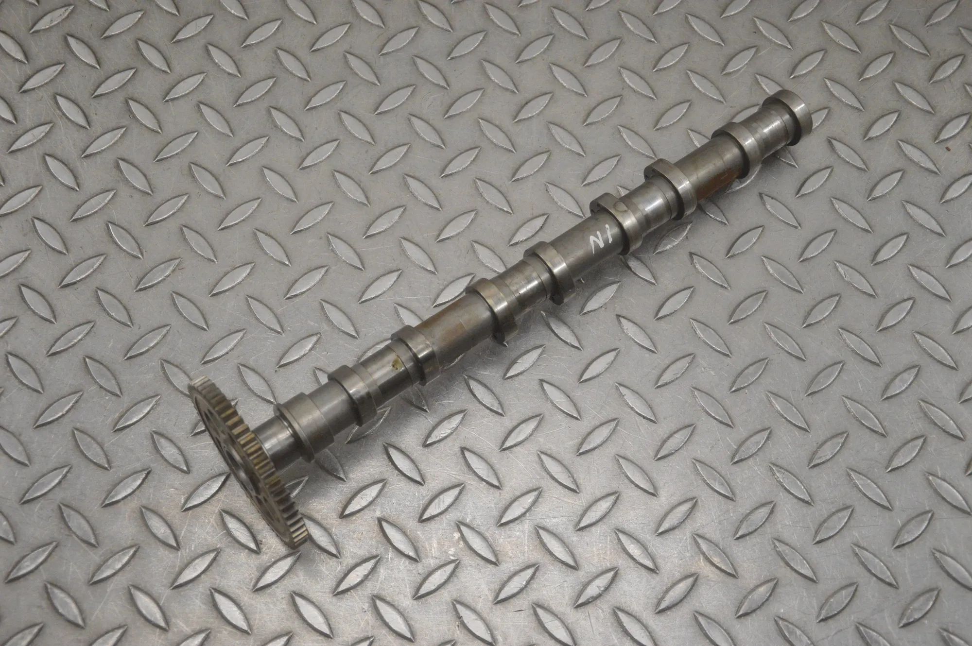 Volvo V40 Intake Camshaft Intake camshaft — VOLVO V40 (Hatchback) (2012-2...