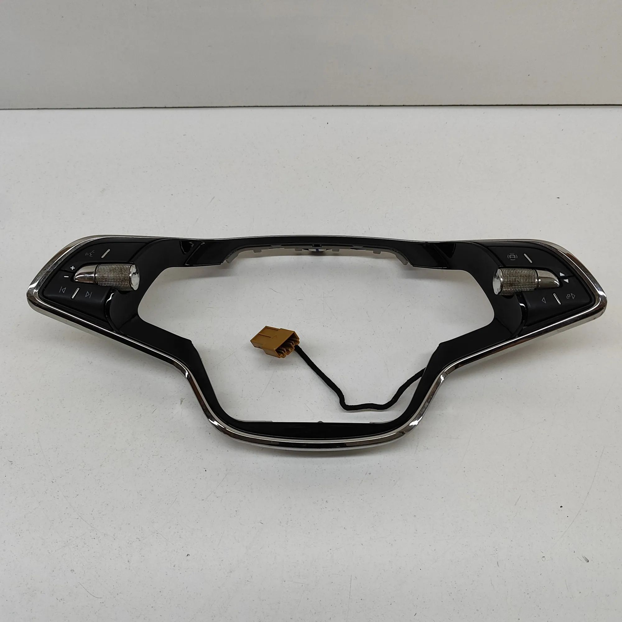 Skoda Octavia Steering Wheel Button Switches Steering Wheel Button Switches — SKODA OCTAVIA ...