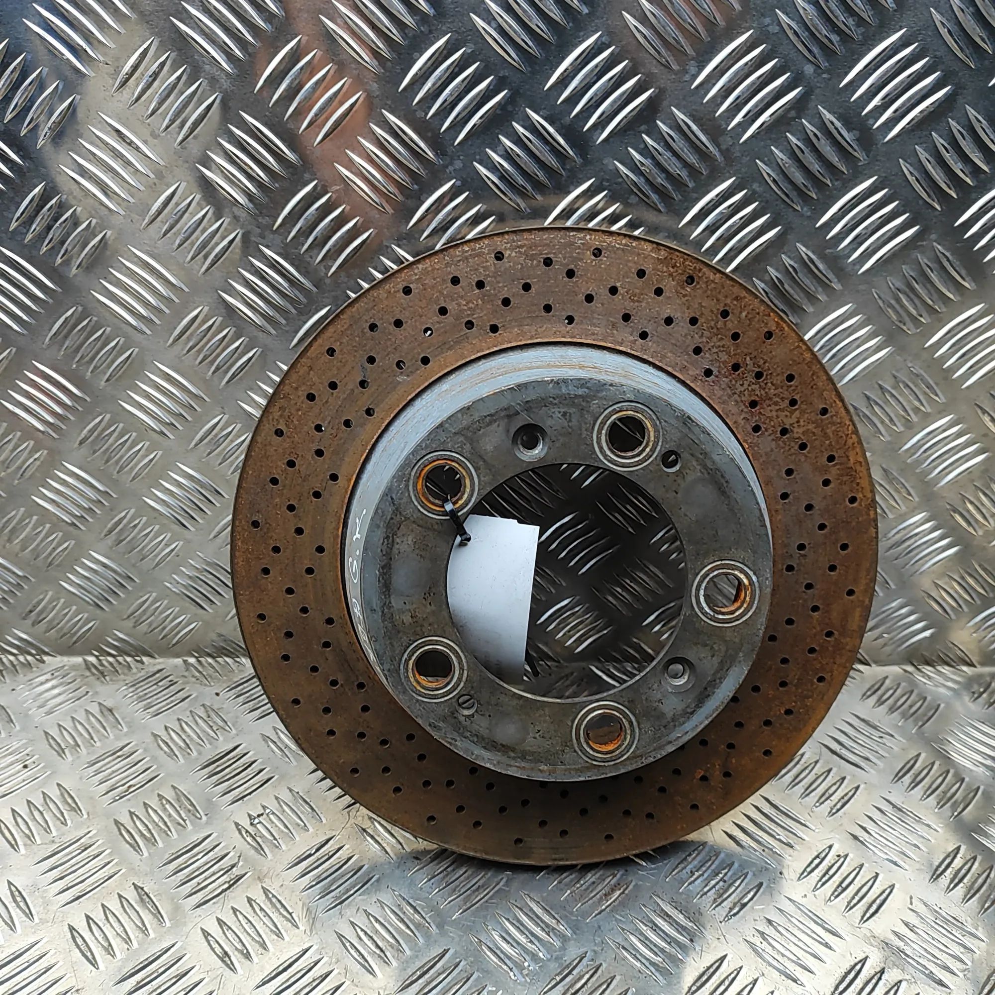 Porsche 911 (996) Rear Left Brake Disc Rear Left Brake Disc — PORSCHE 911 (996) (1997-...