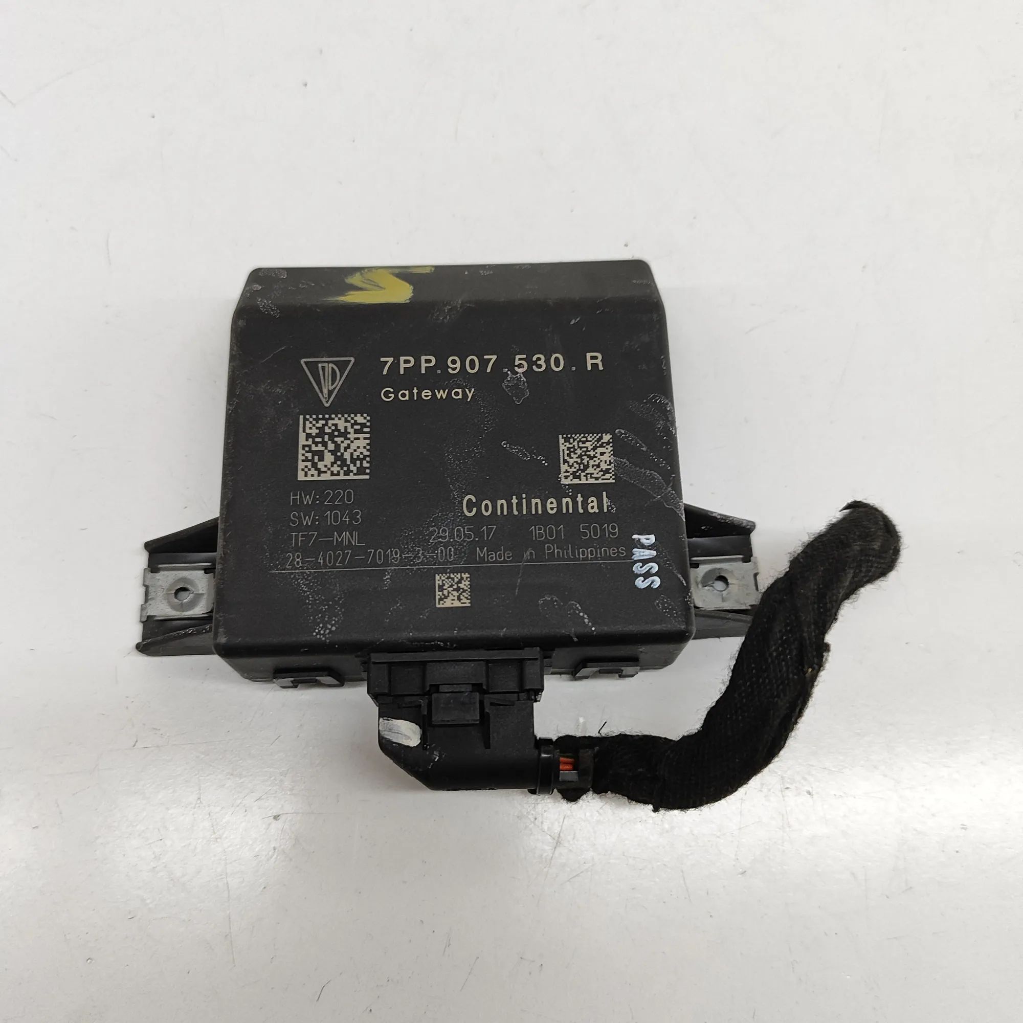 Porsche Cayenne Gateway Control Unit Gateway Control Unit — PORSCHE CAYENNE (92A) (2...