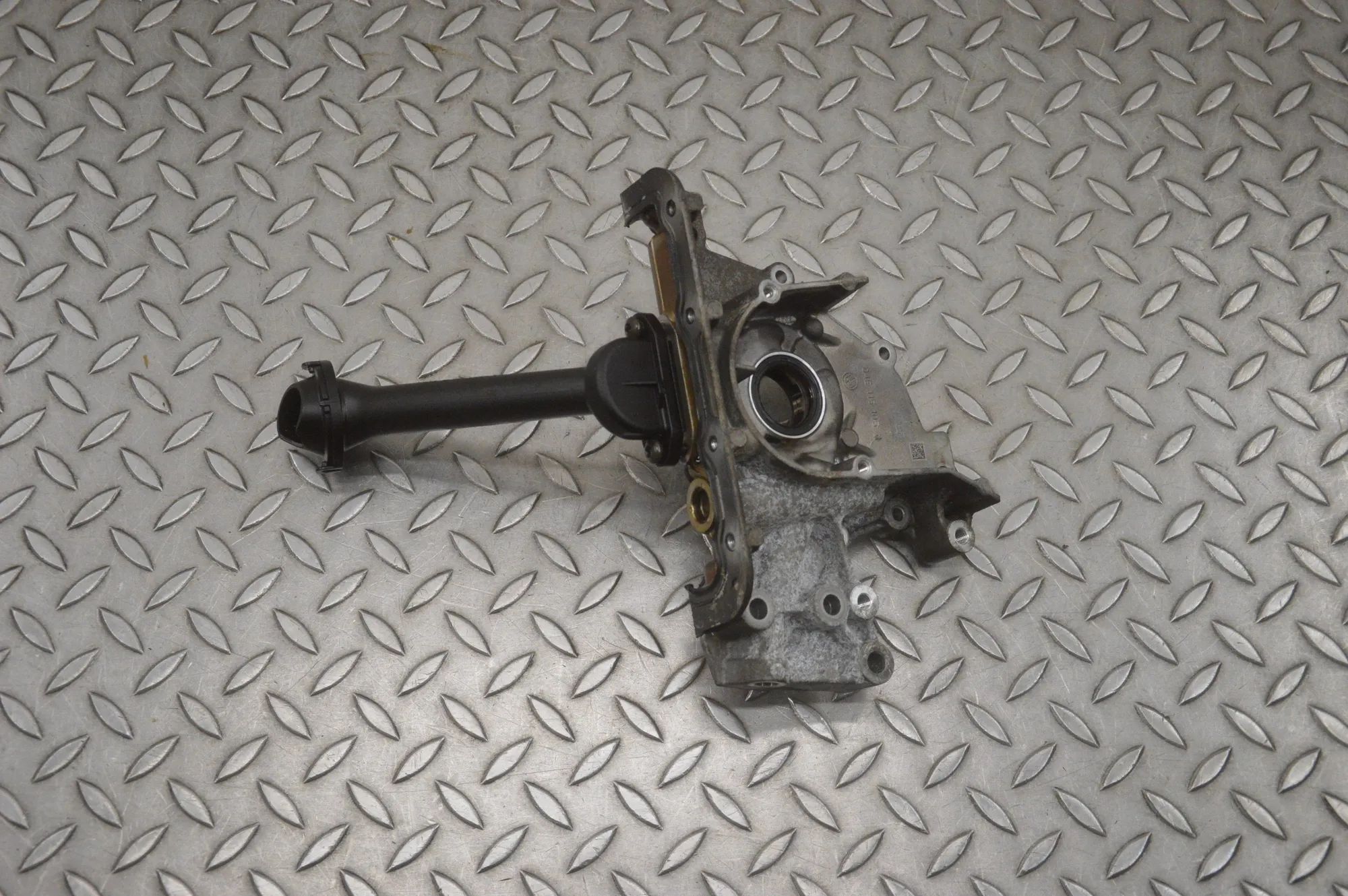 Volkswagen Polo Oil Pump Oil pump — VW POLO (6R, 6C) (2009-...) — 295021...