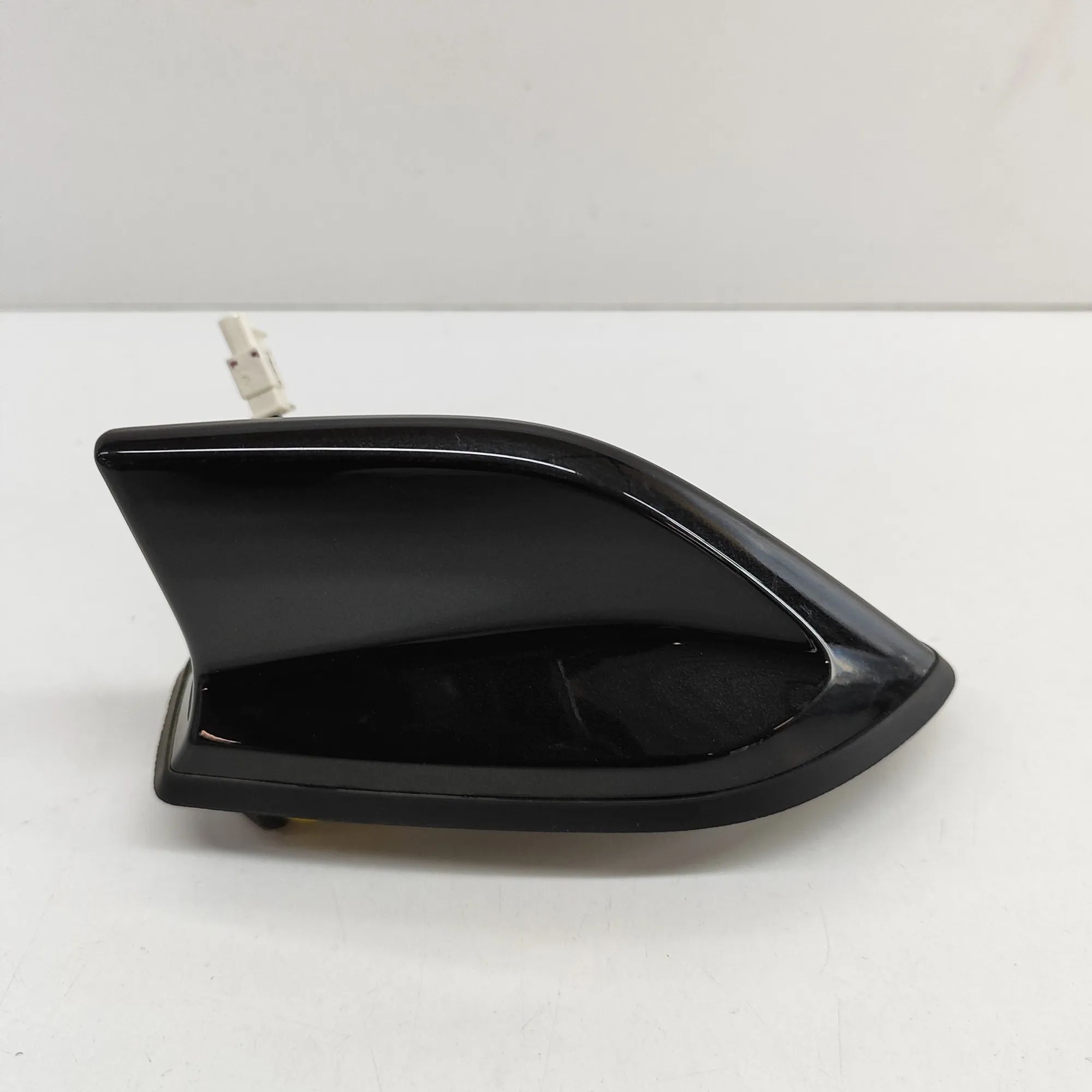 Nissan Juke антенна Antenna — NISSAN JUKE (F16) (2019-...) — 28208-...