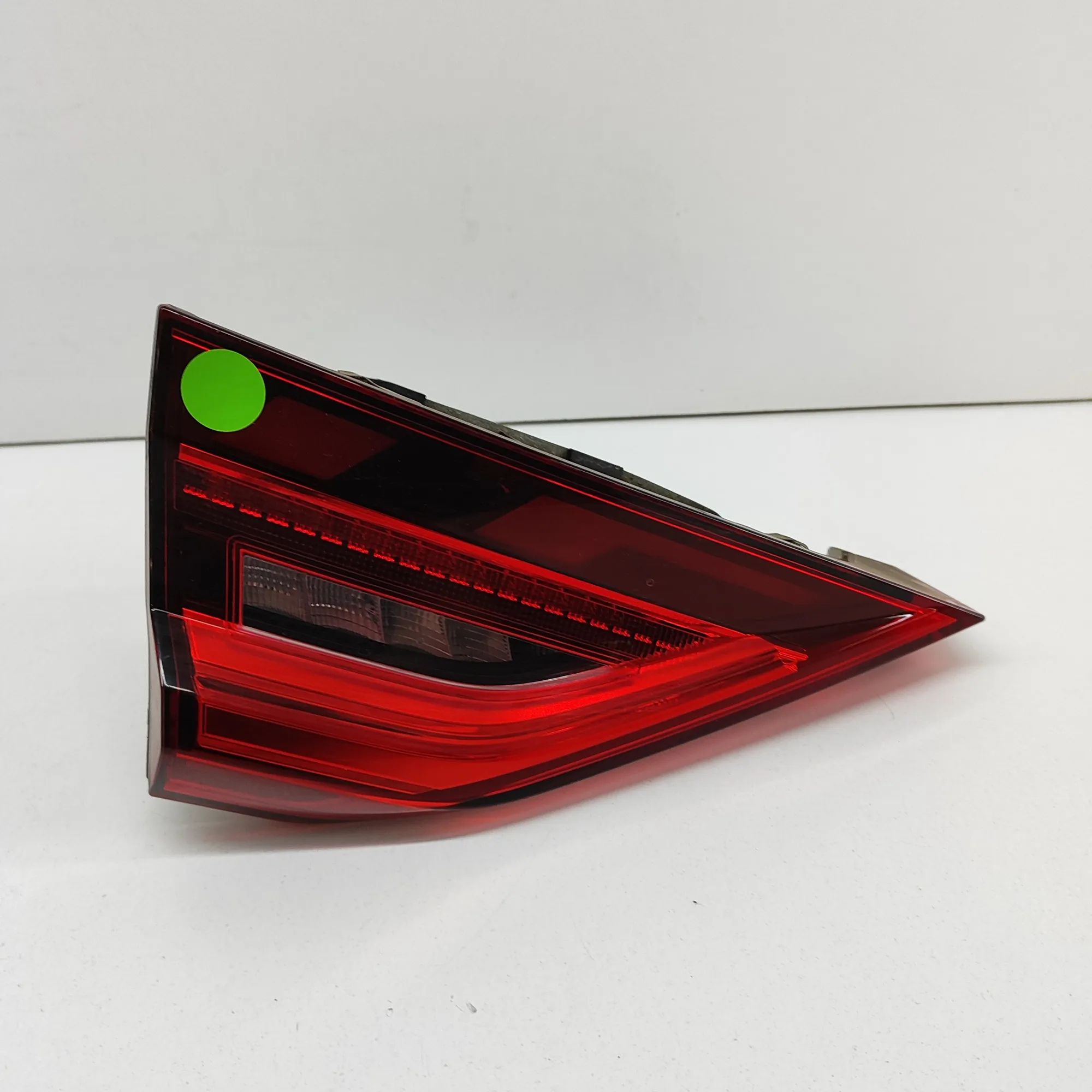 Audi A1 (GB) Left Side Tailgate Tail Light Left Side Tailgate Tail Light — AUDI A1 (Sportb...