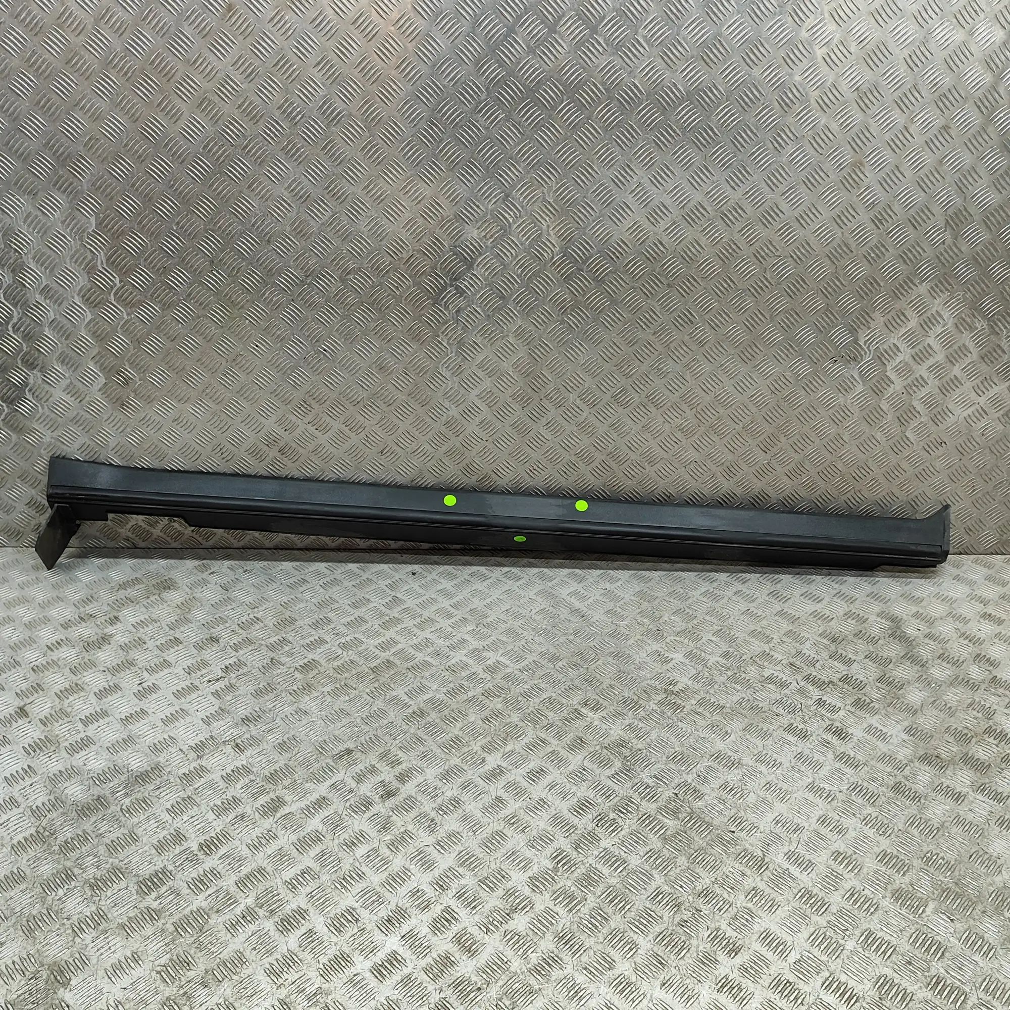 Hyundai Tucson Right Side Plastic Sideskirt Cover Right Side Plastic Sideskirt Cover — HYUNDAI TU...