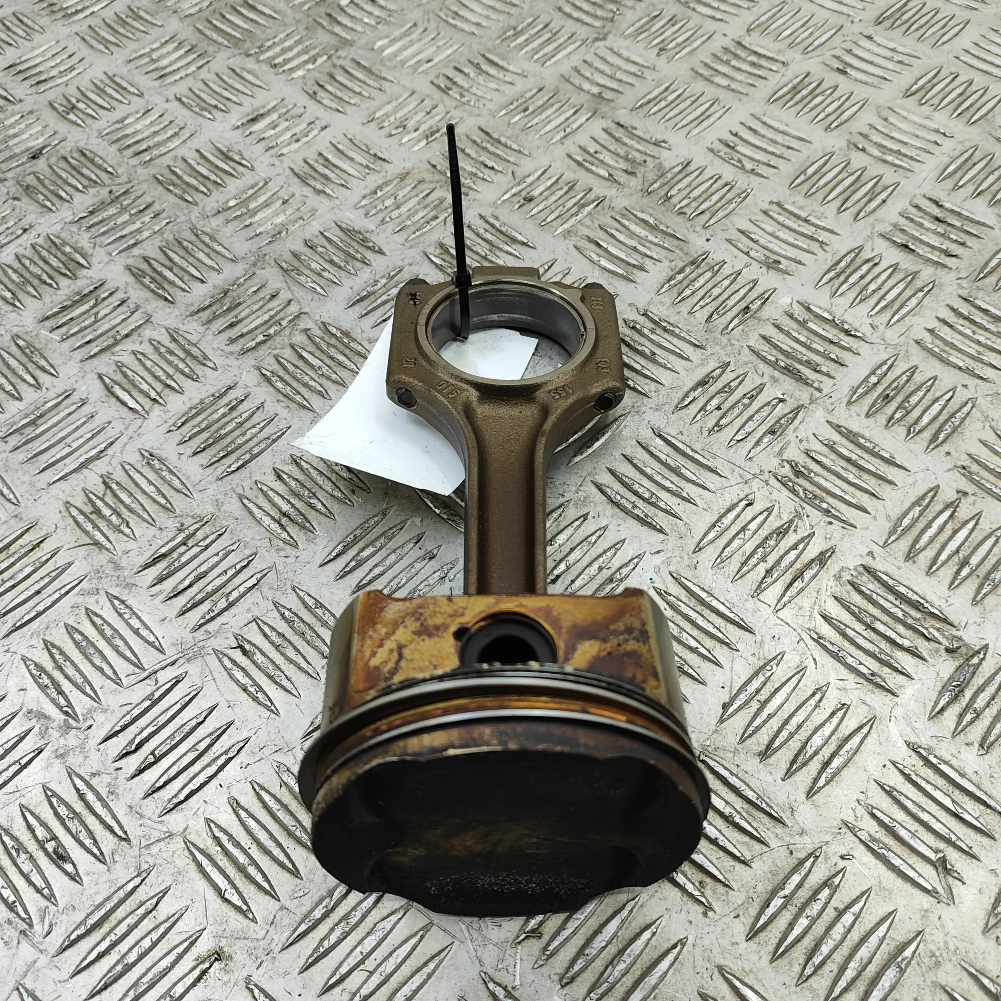 Porsche Cayenne Piston Piston — PORSCHE CAYENNE (9PA) (2002-2010) — 95...