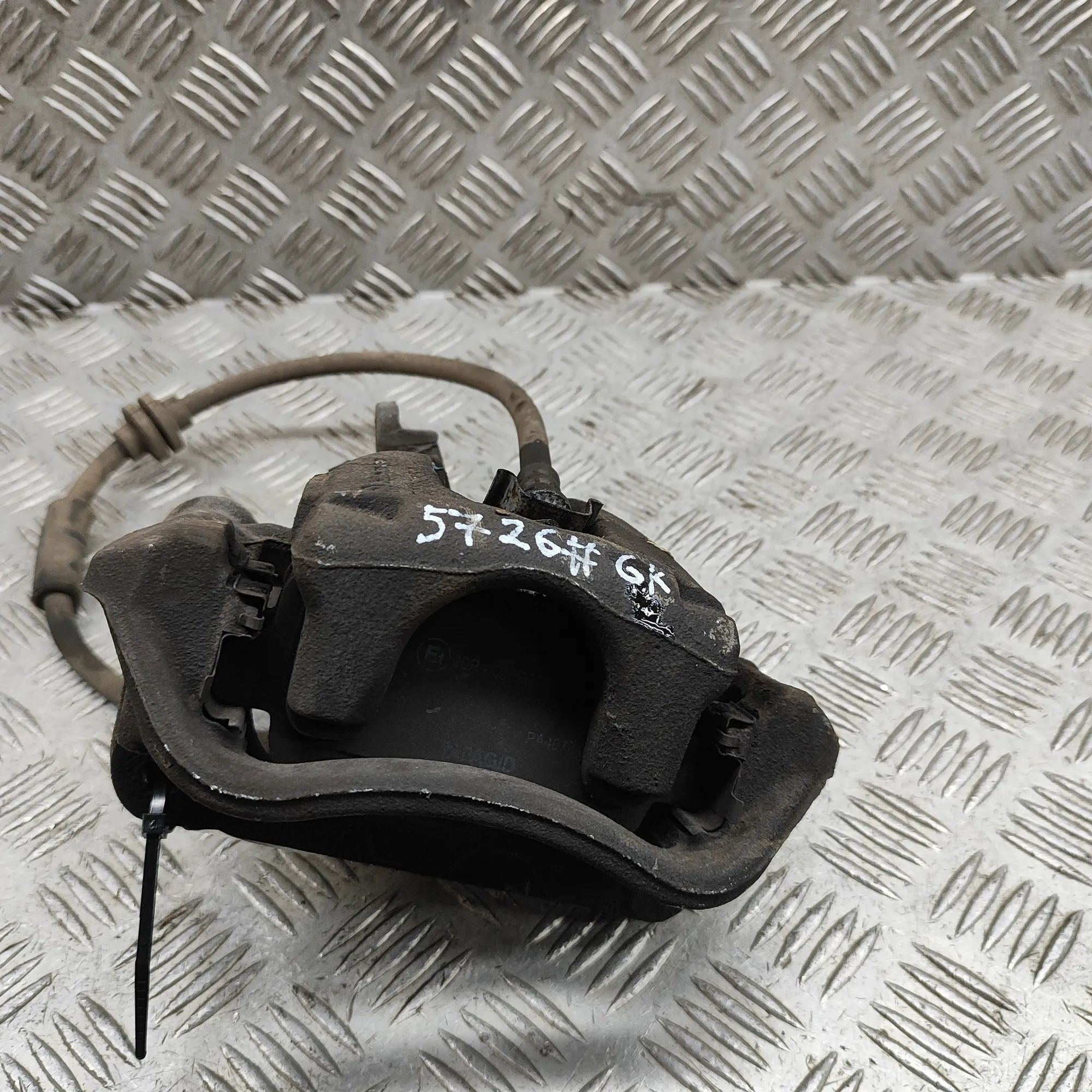 Renault Master Brake caliper — rear left Brake caliper — rear left — RENAULT MASTER (III...