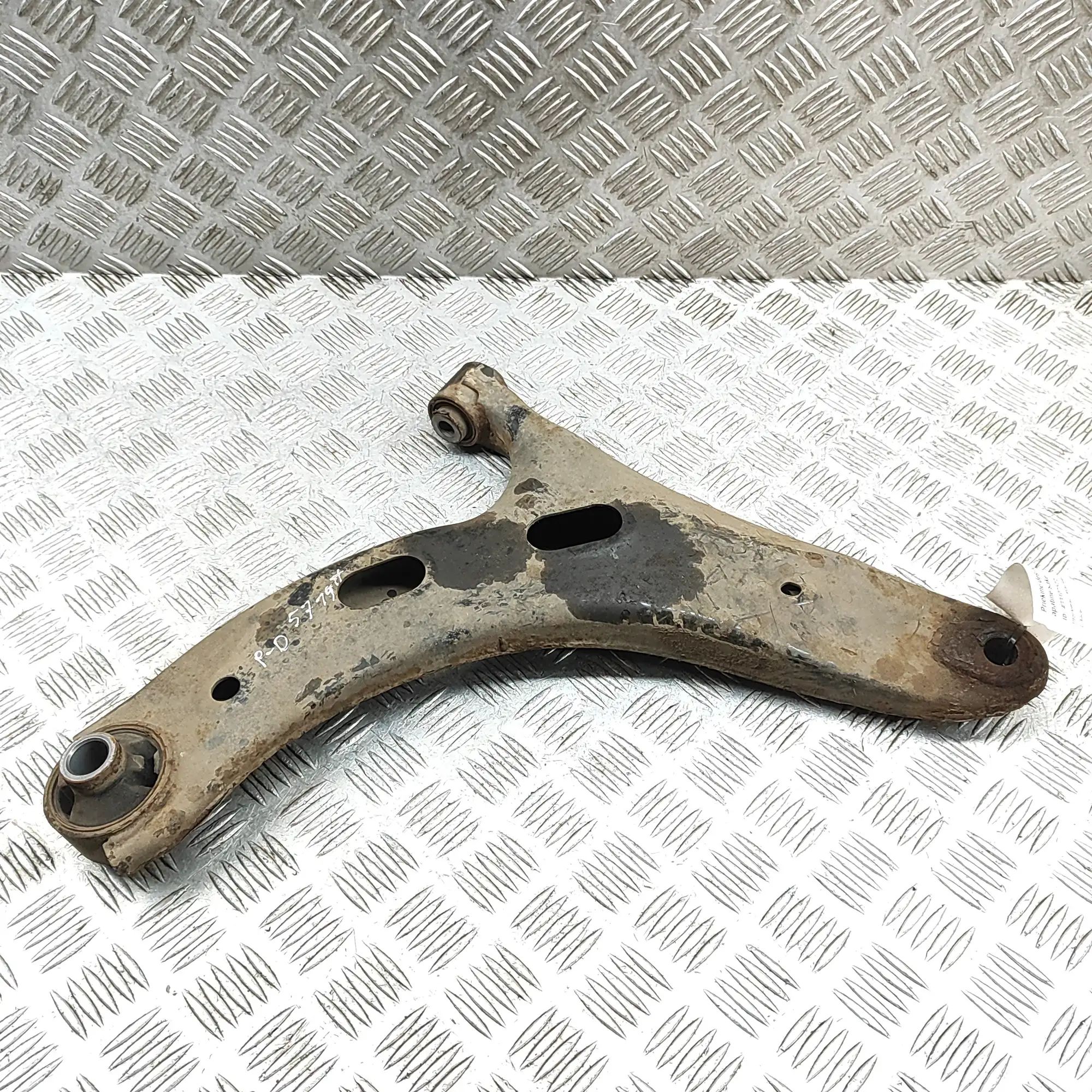 Subaru Forester Front Right Lower Control Arm Front Right Lower Control Arm — SUBARU FORESTER...