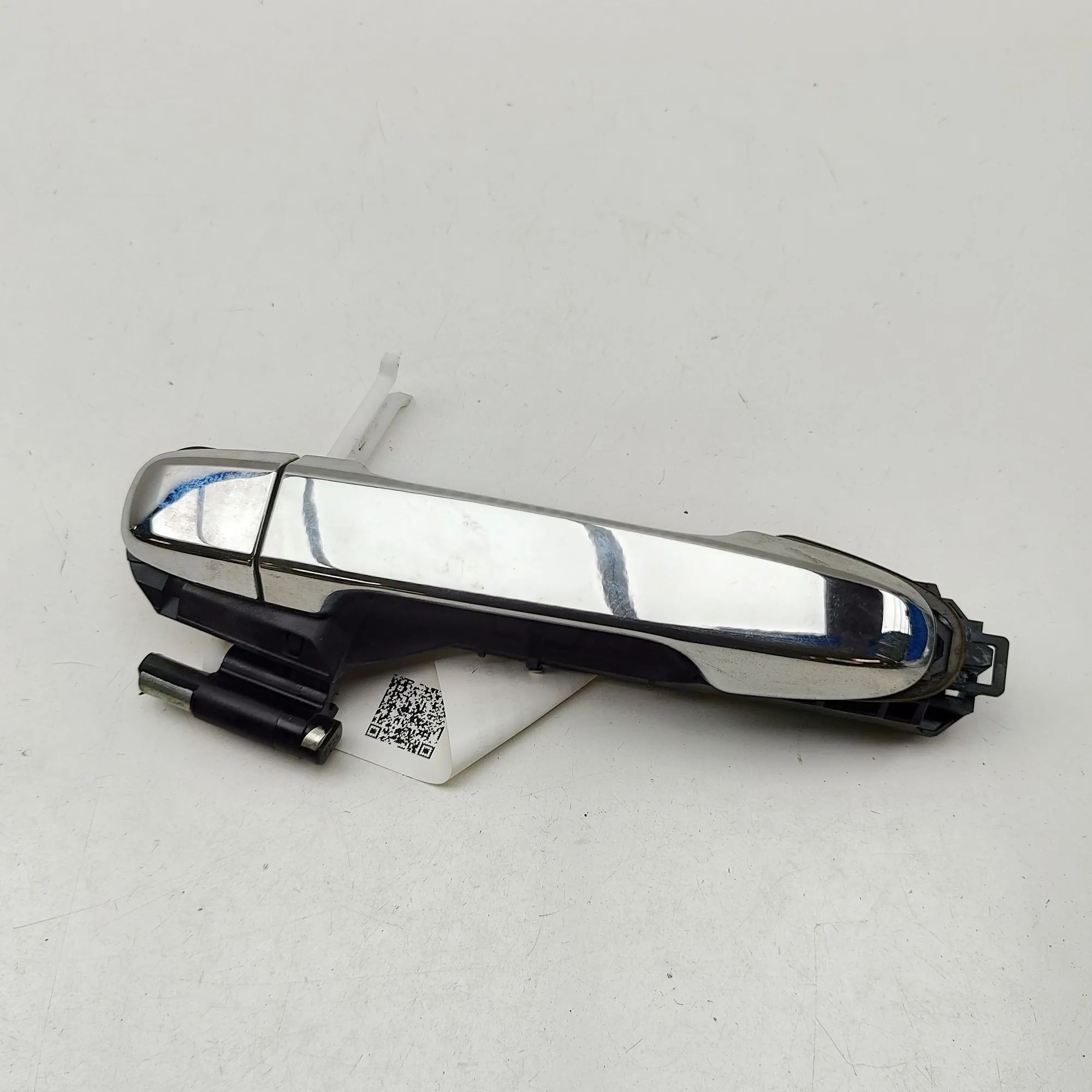 Subaru Forester Exterior door handle — rear left Exterior door handle — rear left — SUBARU FORES...