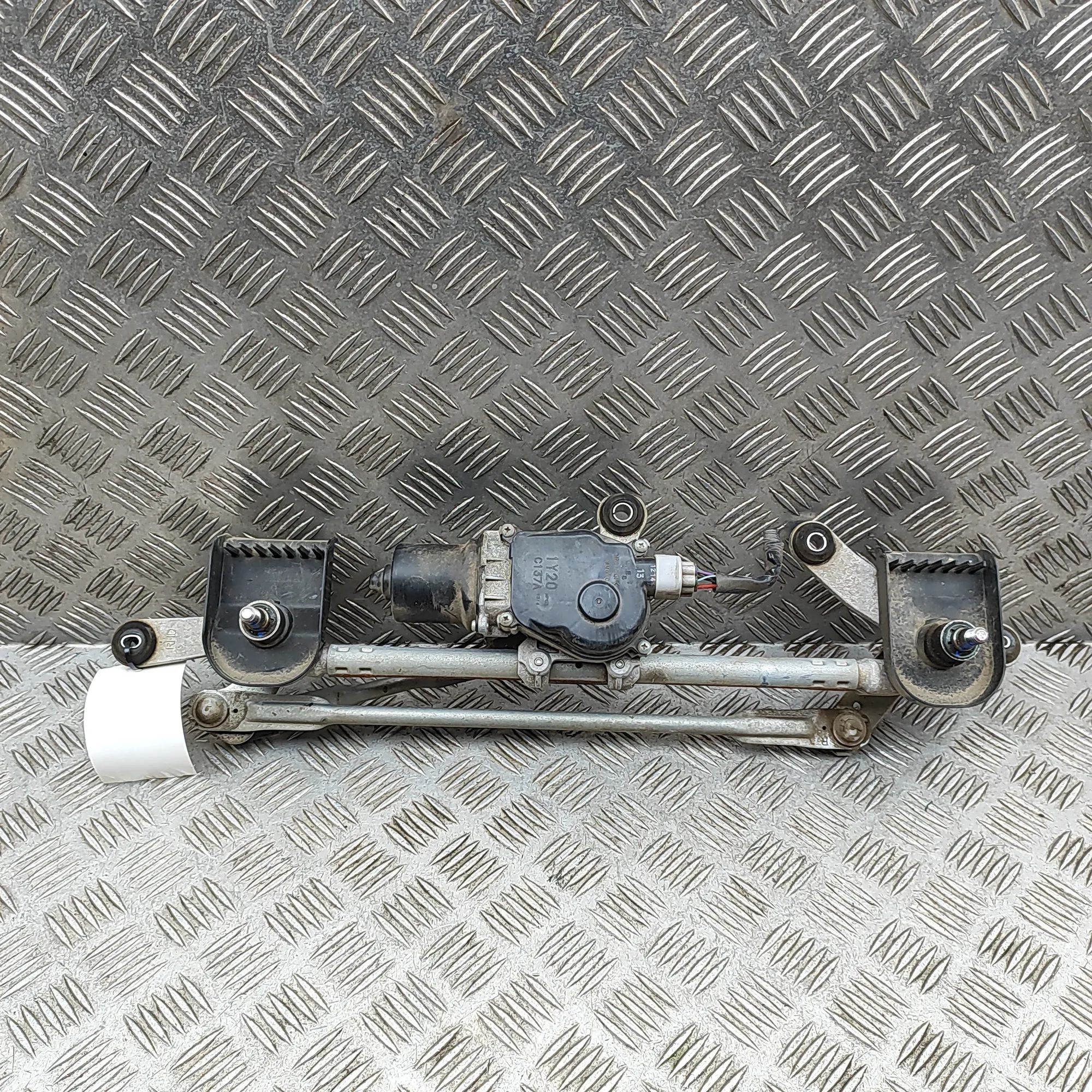 Isuzu  D-Max Front Windshield Wiper Mechanism Front Windshield Wiper Mechanism — ISUZU D-MAX ...