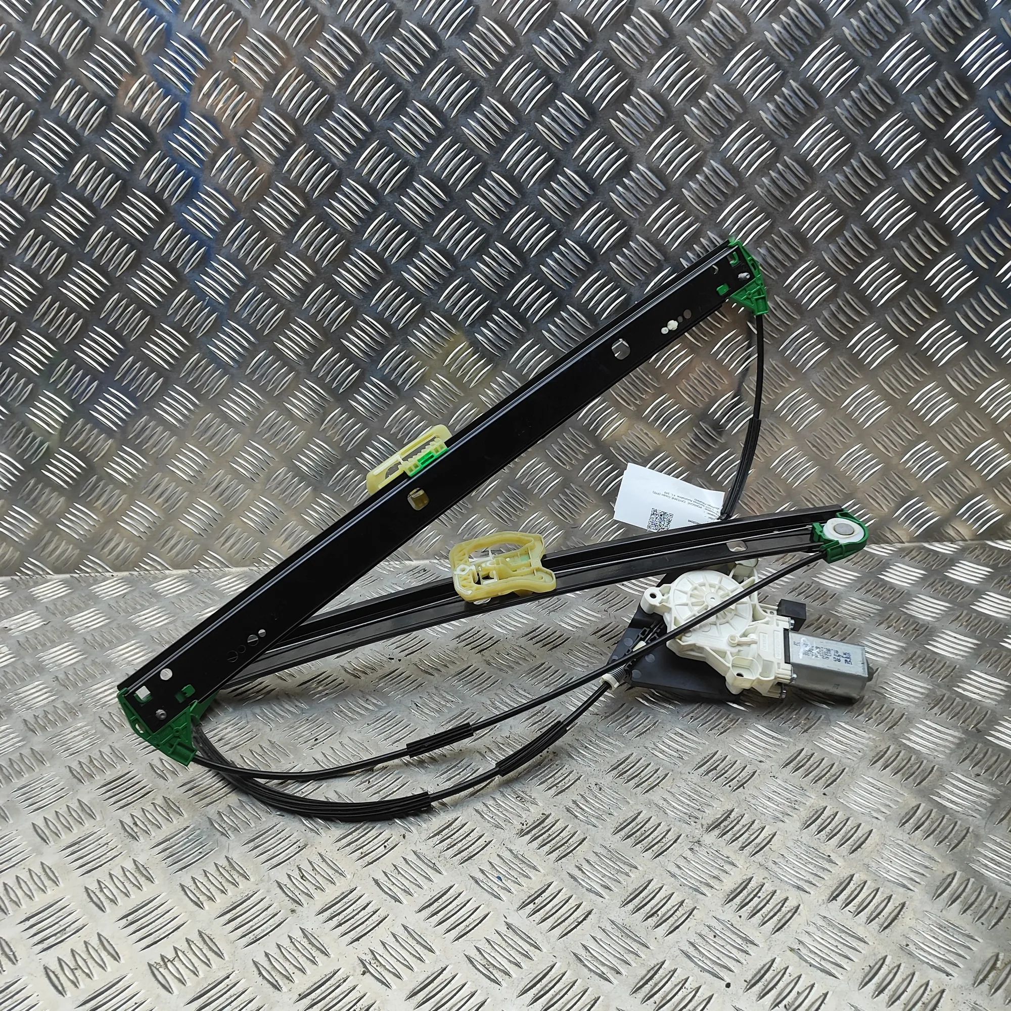Porsche Cayenne Front Left Door Window Regulator Front Left Door Window Regulator — PORSCHE CAYE...