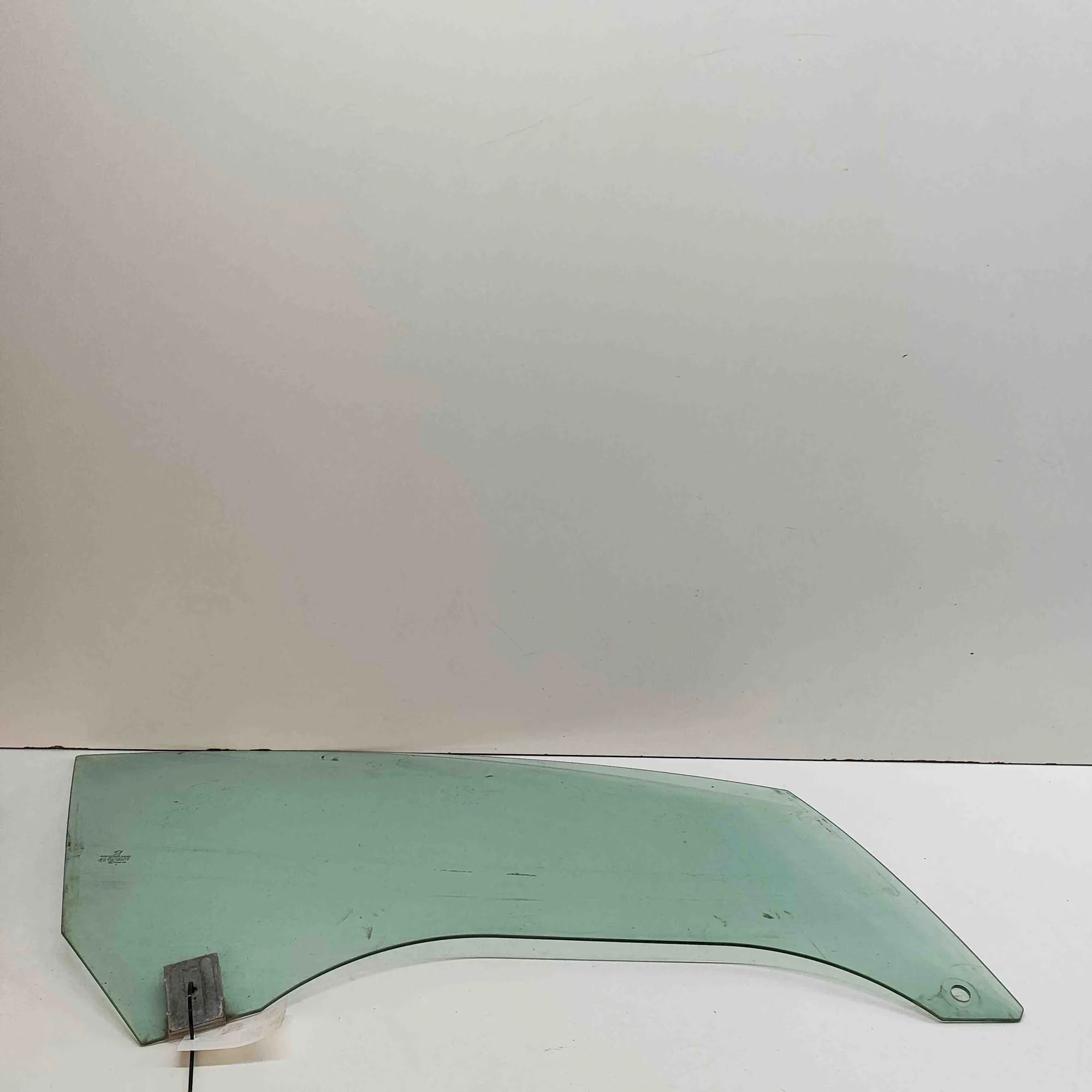Peugeot 308 Front Right Door Window Front Right Door Window — PEUGEOT 308 (CC) (200...
