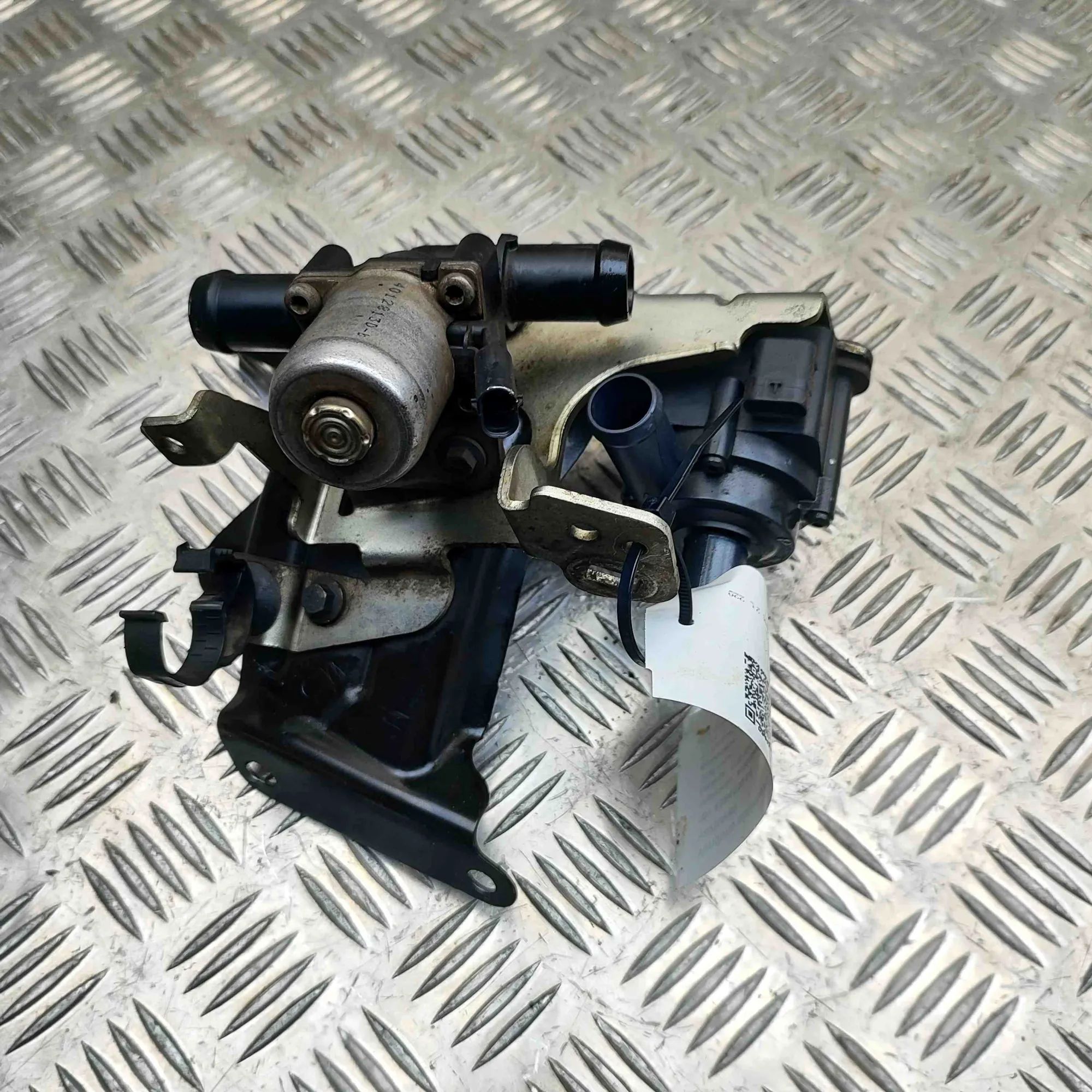 Volvo V60 Coolant valve Coolant valve — VOLVO V60 (II 225, 227) (2018-....