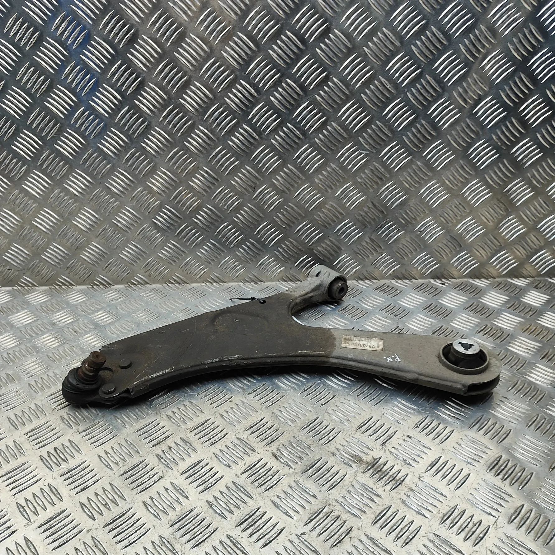 Opel Mokka (B) Front Left Lower Control Arm Front Left Lower Control Arm — OPEL MOKKA (2020...