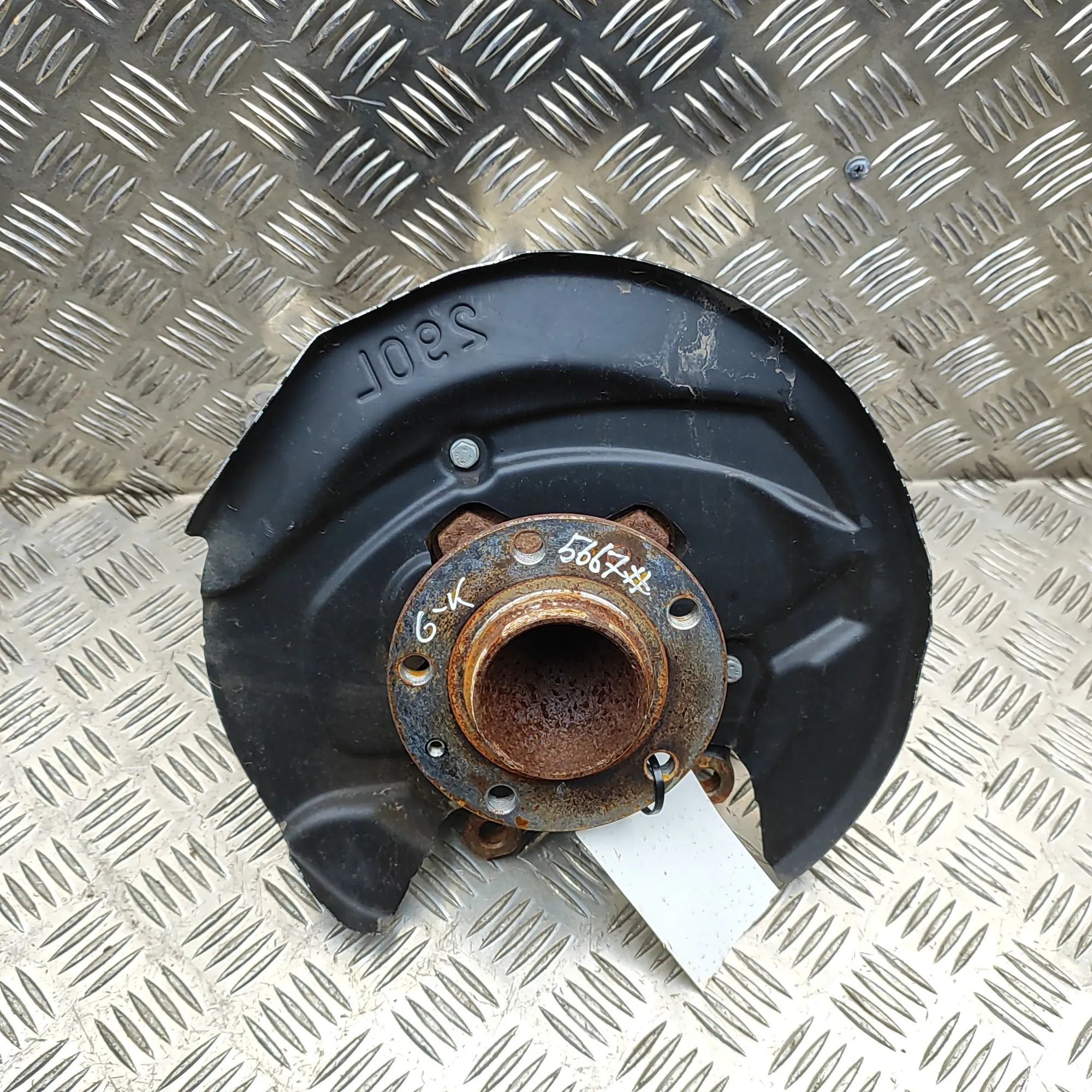 Peugeot 3008 Rear Left Wheel Hub Spindle Rear Left Wheel Hub Spindle — PEUGEOT 3008 (II ...
