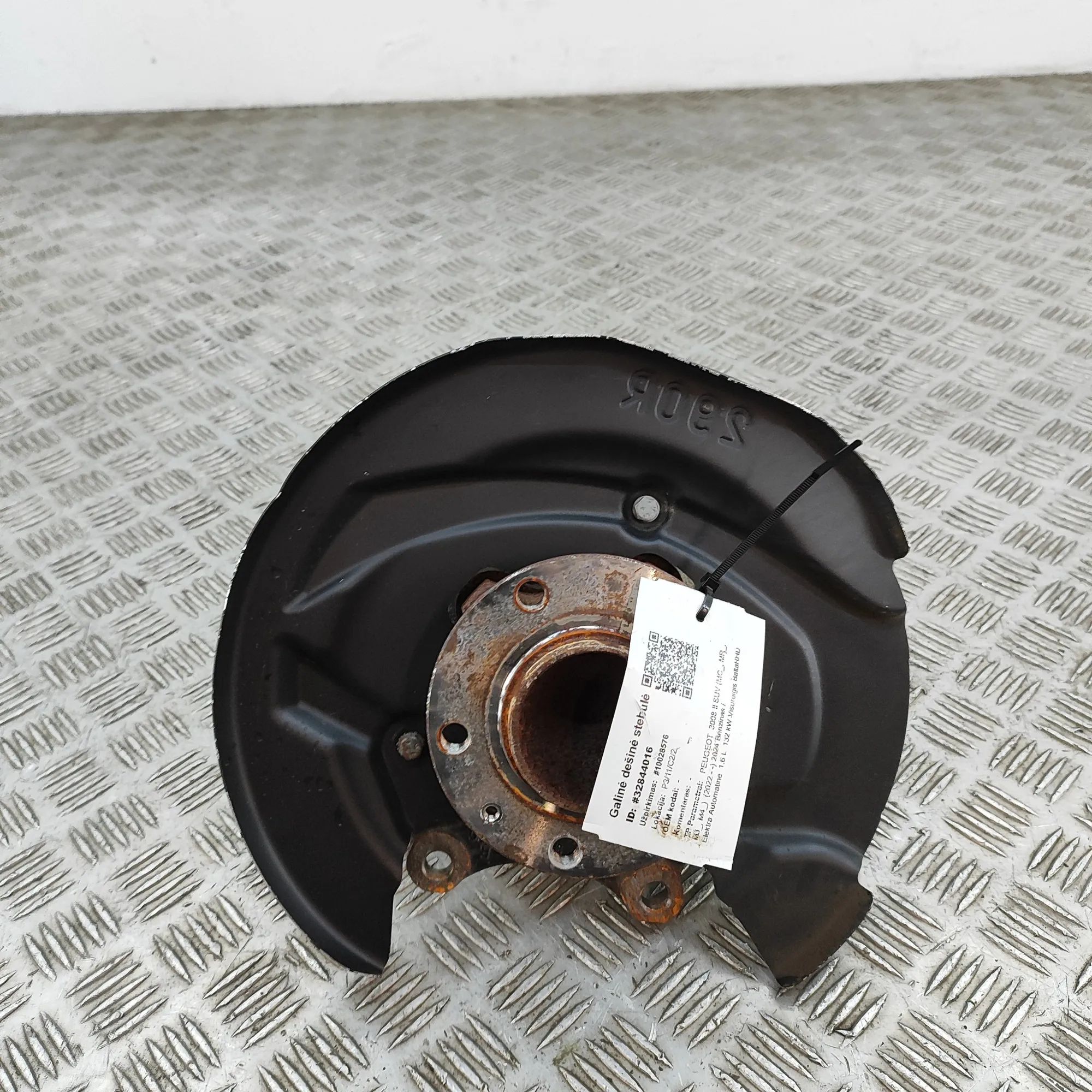 Peugeot 3008 Rear Right Wheel Hub Rear Right Wheel Hub — PEUGEOT 3008 (II SUV MC_...