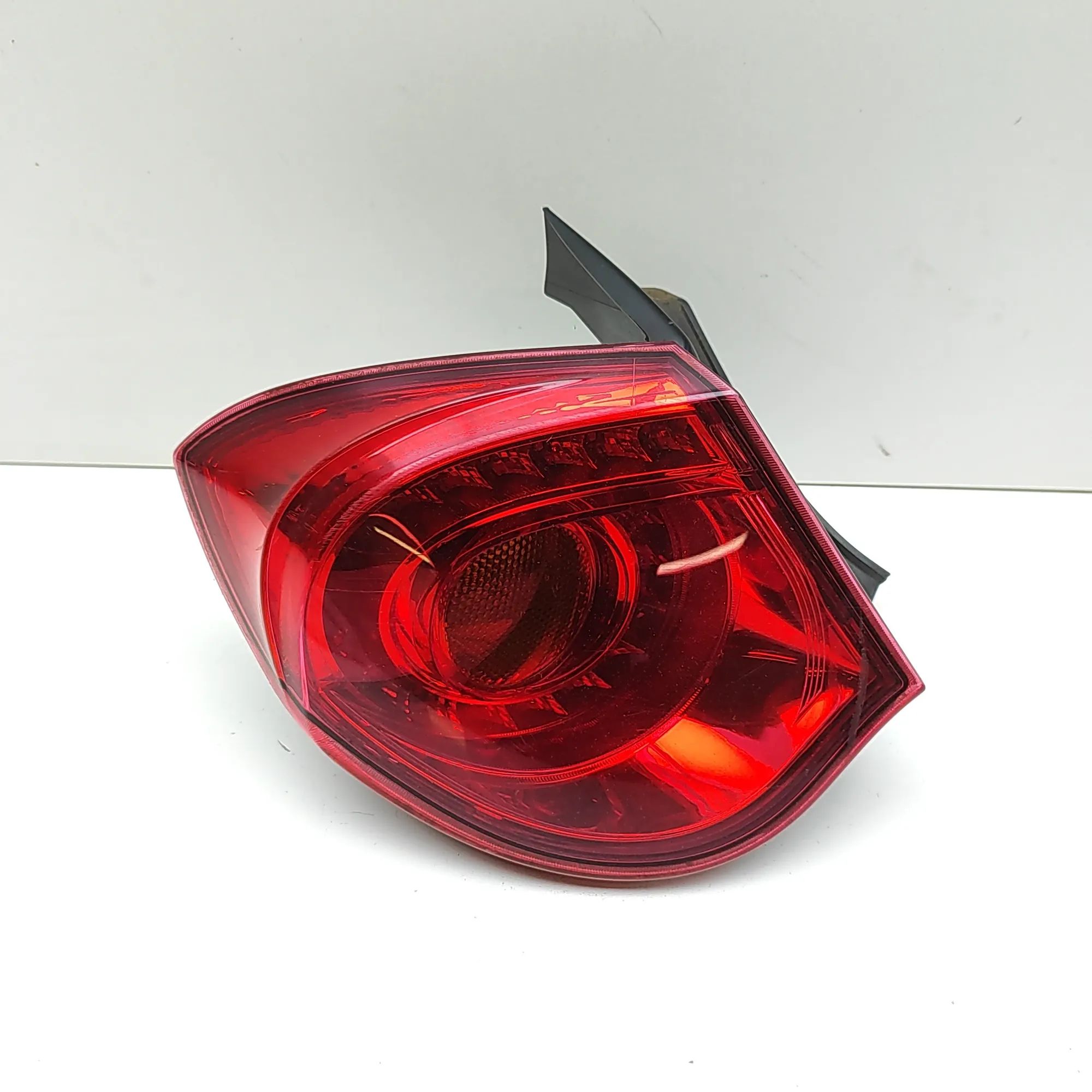 Alfa-Romeo Giulietta (940) Rear Left Tail Light Rear Left Tail Light — ALFA ROMEO GIULIETTA (94...