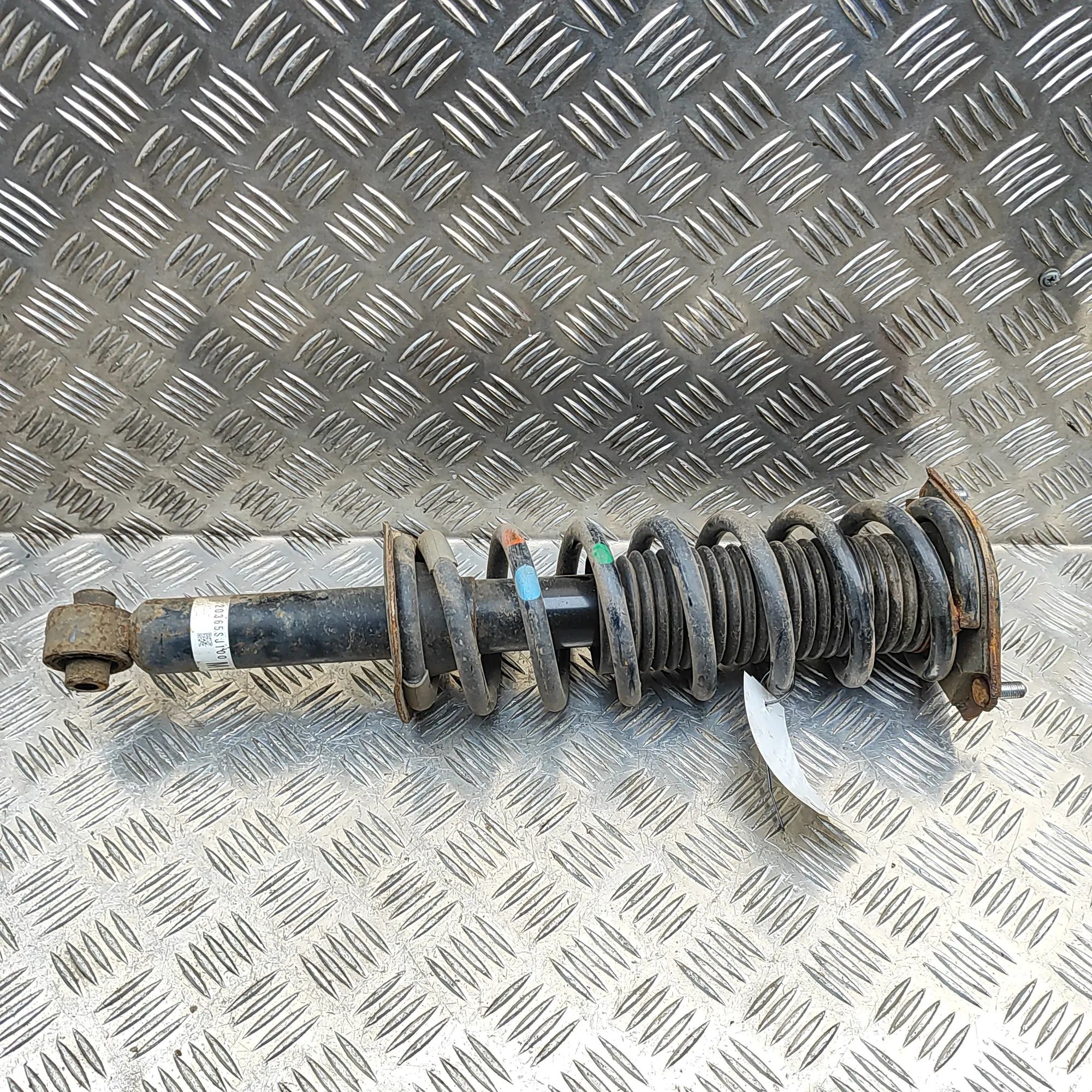 Subaru Forester Shock absorber — rear right Shock absorber — rear right — SUBARU FORESTER (...