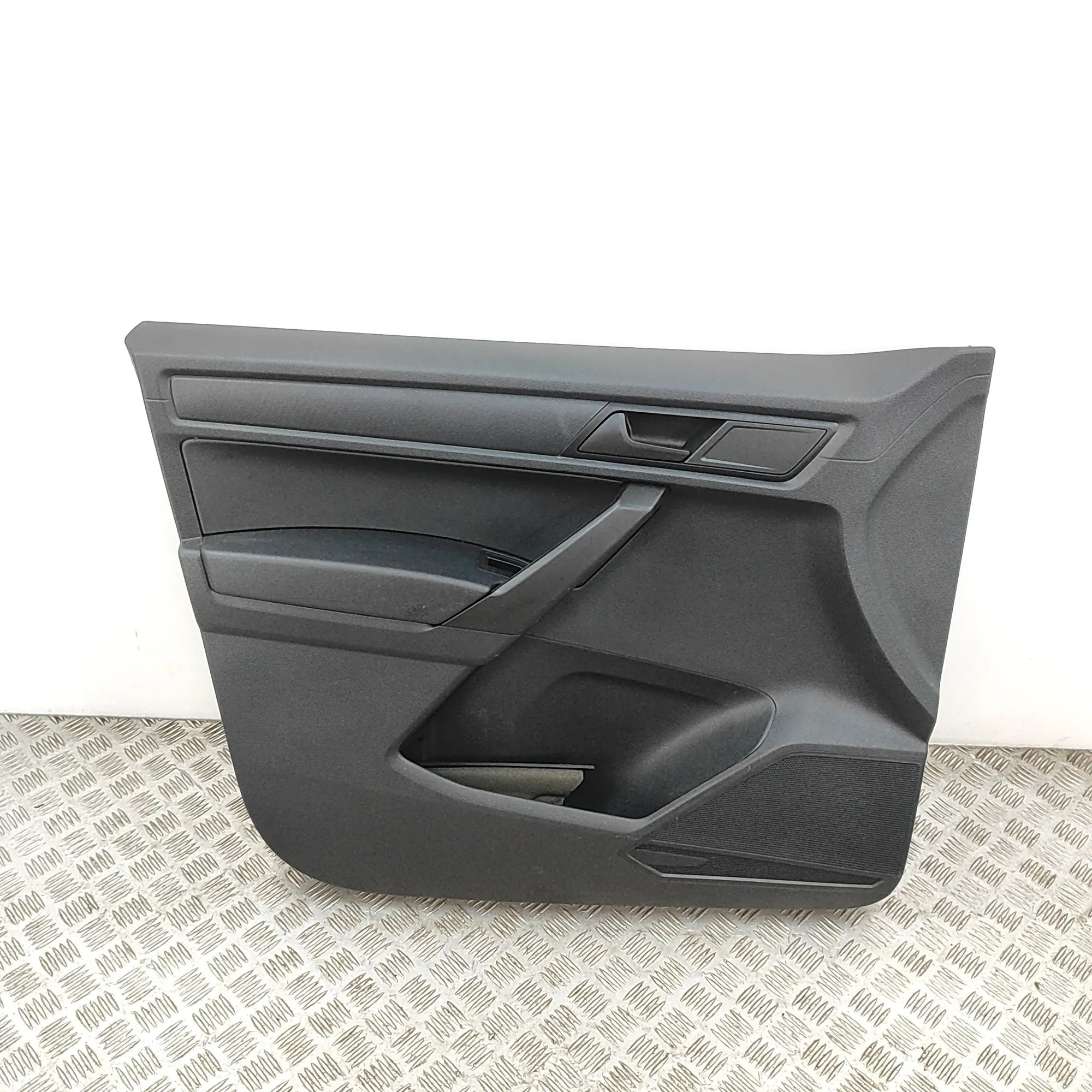 Volkswagen Caddy (2K) Front Left Door Panel