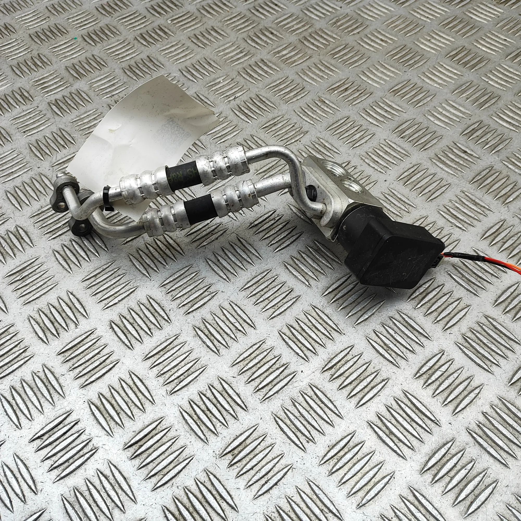 Kia Niro A/C Air Con Hose Pipe A/C Air Con Hose Pipe — KIA NIRO (II) (2022-......