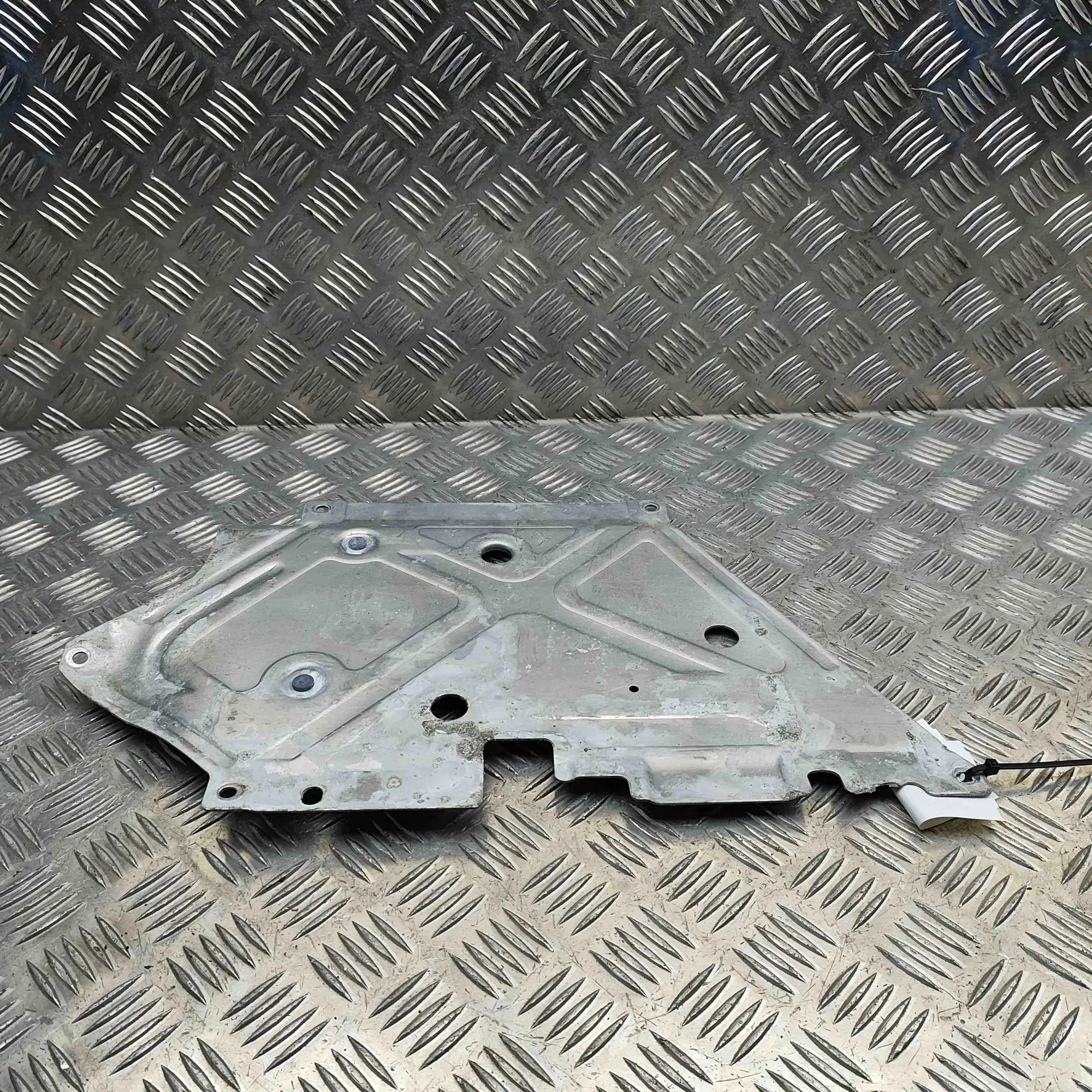 Porsche 911 (991) Underbody cover — right Underbody cover — right — PORSCHE 911 (991) (20...