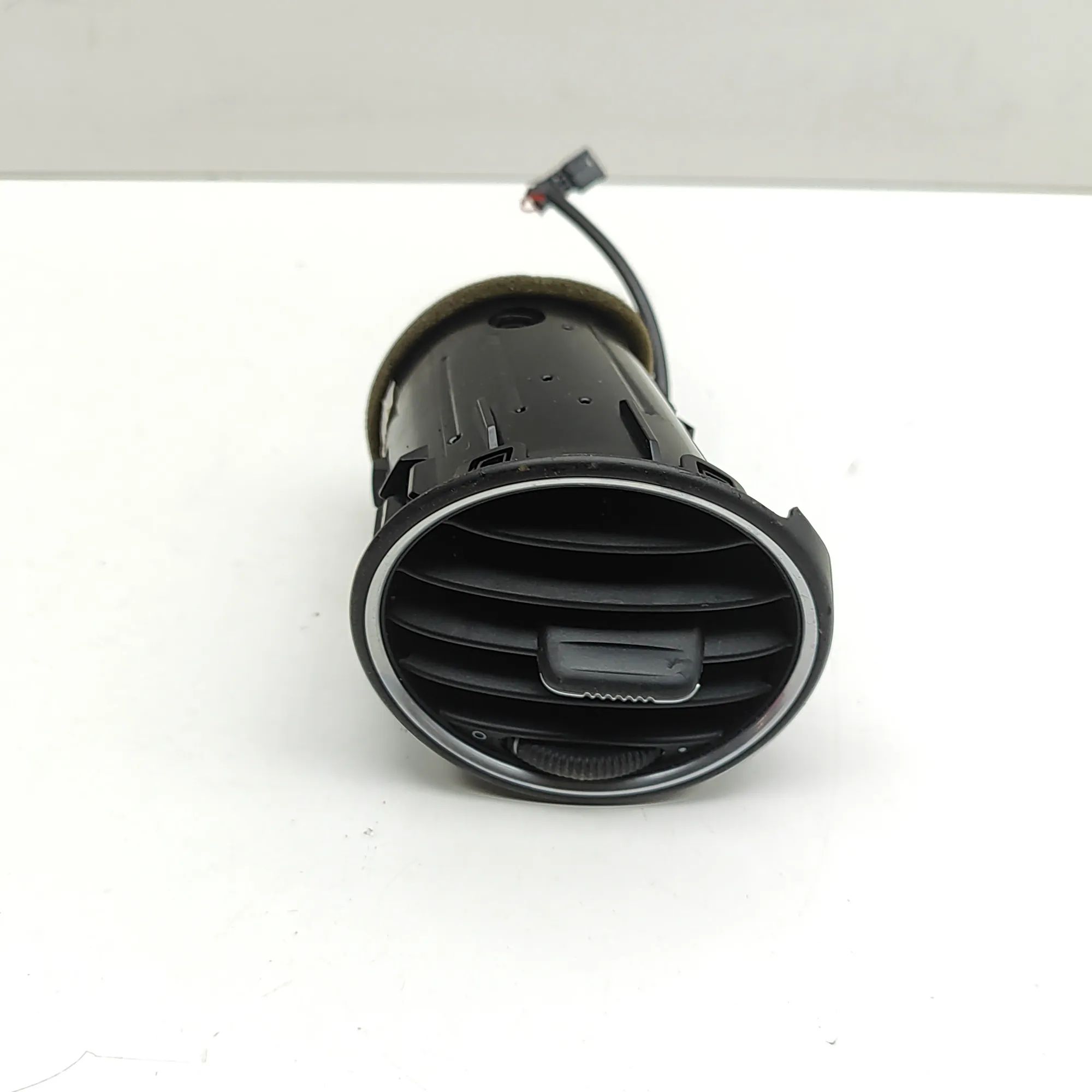 Porsche Cayman (987) Dashboard Air Vents Dashboard Air Vents — PORSCHE CAYMAN (987) (200...