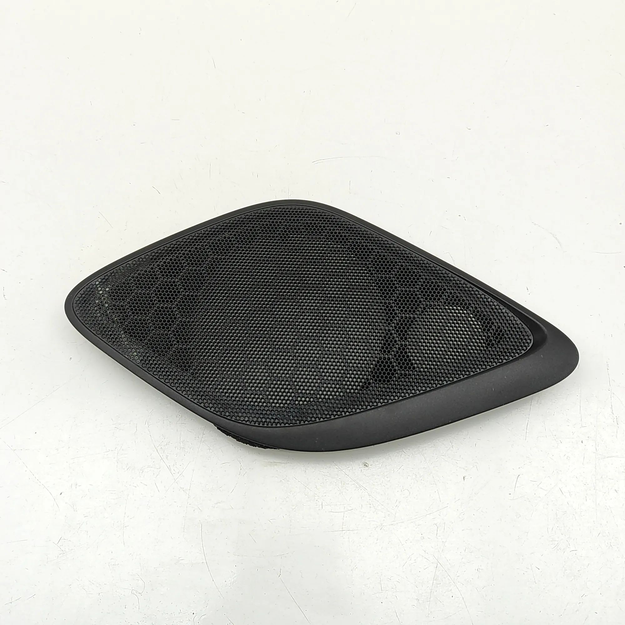Porsche 911 (991) Speaker cover Speaker cover — PORSCHE 911 (991) (2011-2020) —...