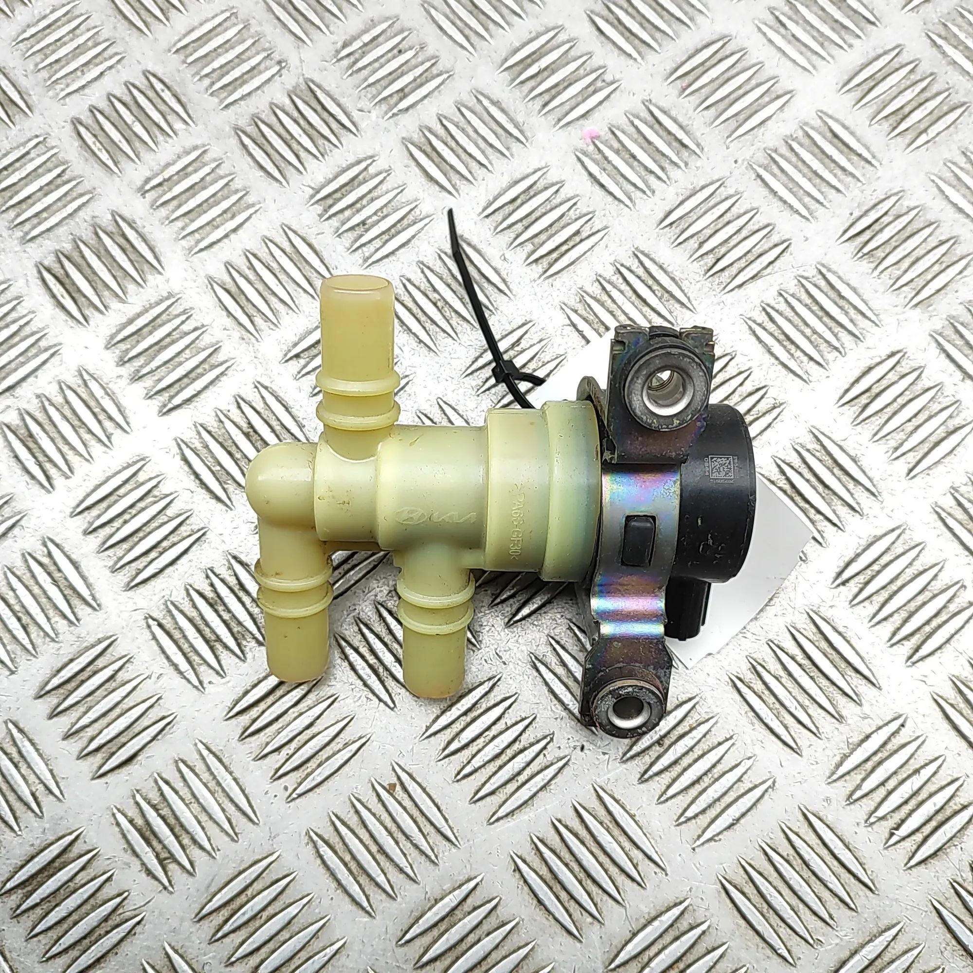 Hyundai Kona Soojenduse klapp Coolant valve — HYUNDAI KONA (SX2) (2023-...) —...