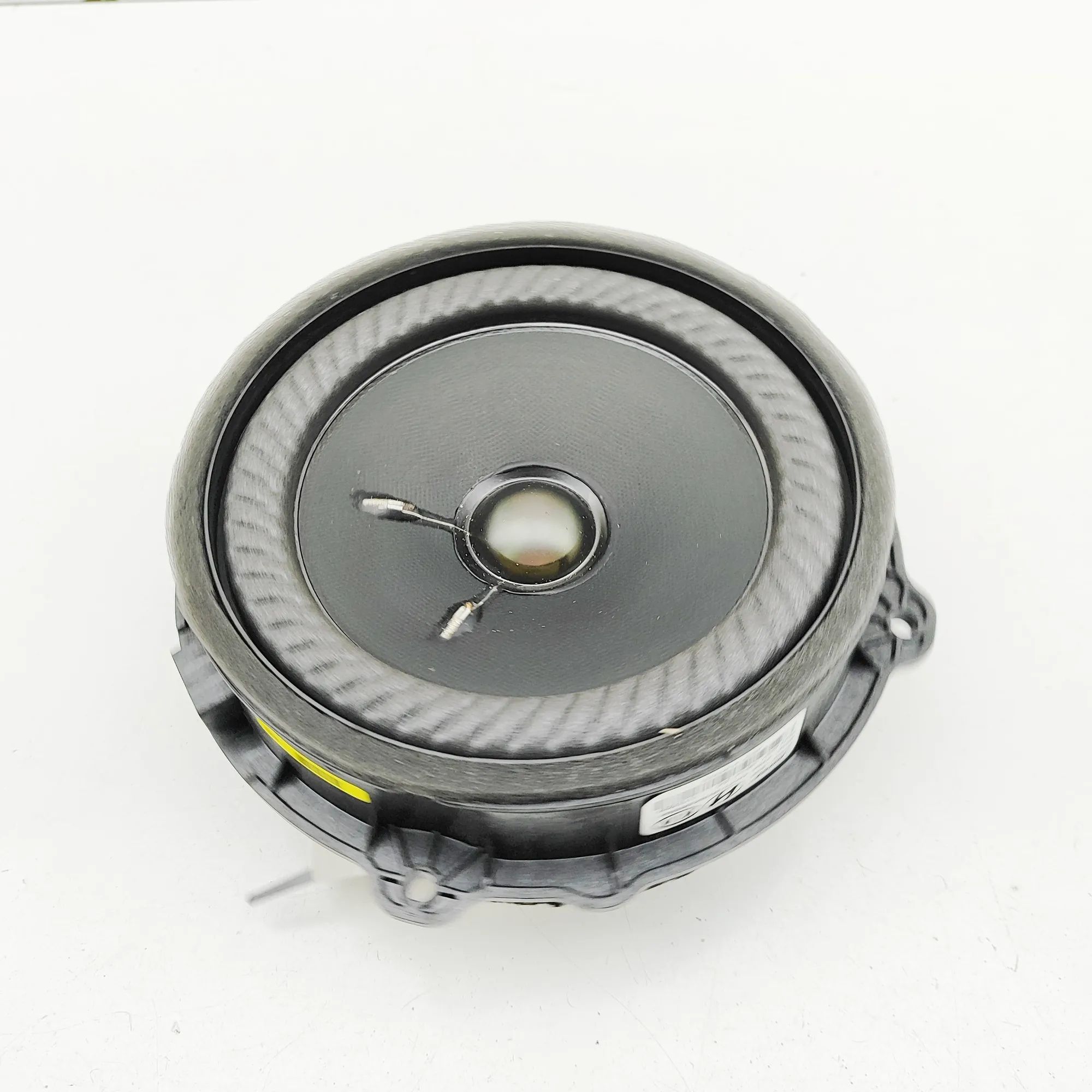 Kia Sorento Rear Right Door Speaker Rear Right Door Speaker — KIA SORENTO (IV MQ4, ...