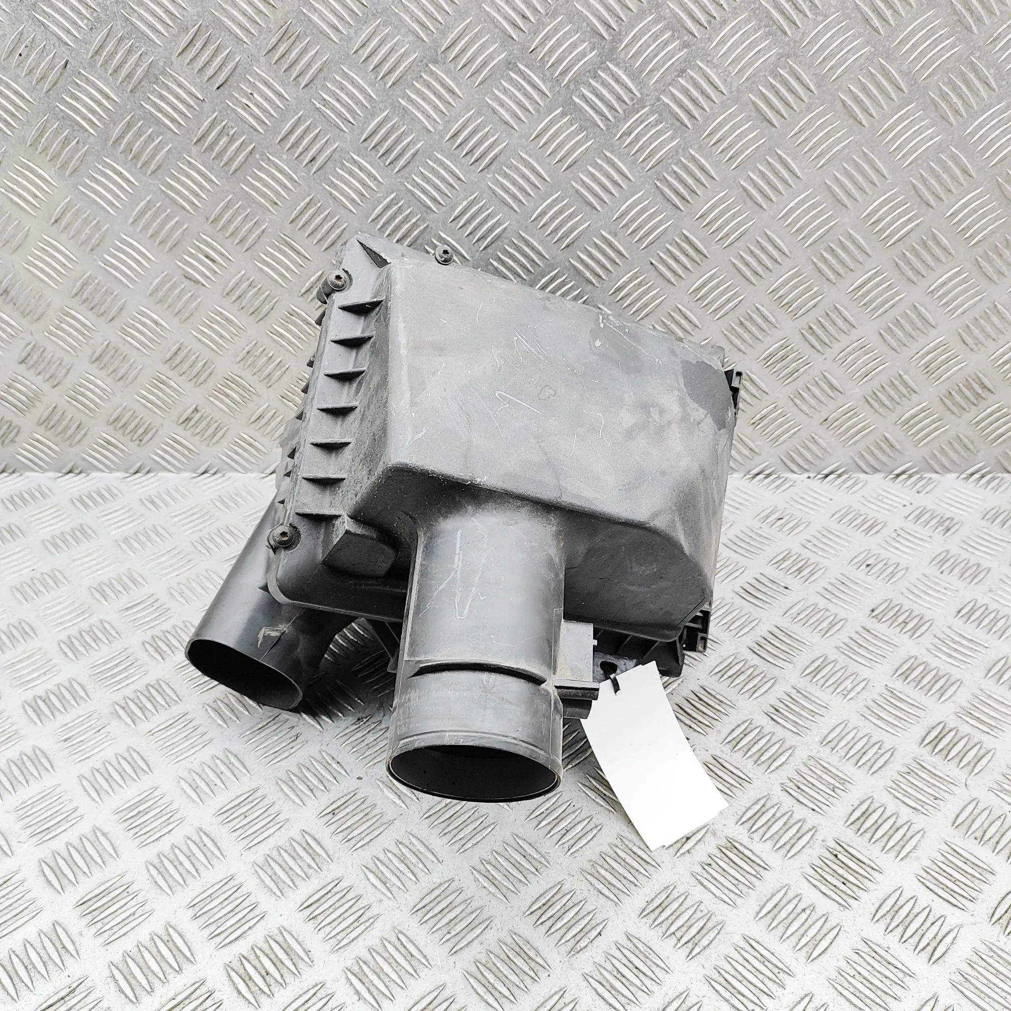 Opel Vivaro (B) Воздухоочиститель  Air Filter Box — OPEL VIVARO (Van) (2014-...) —...