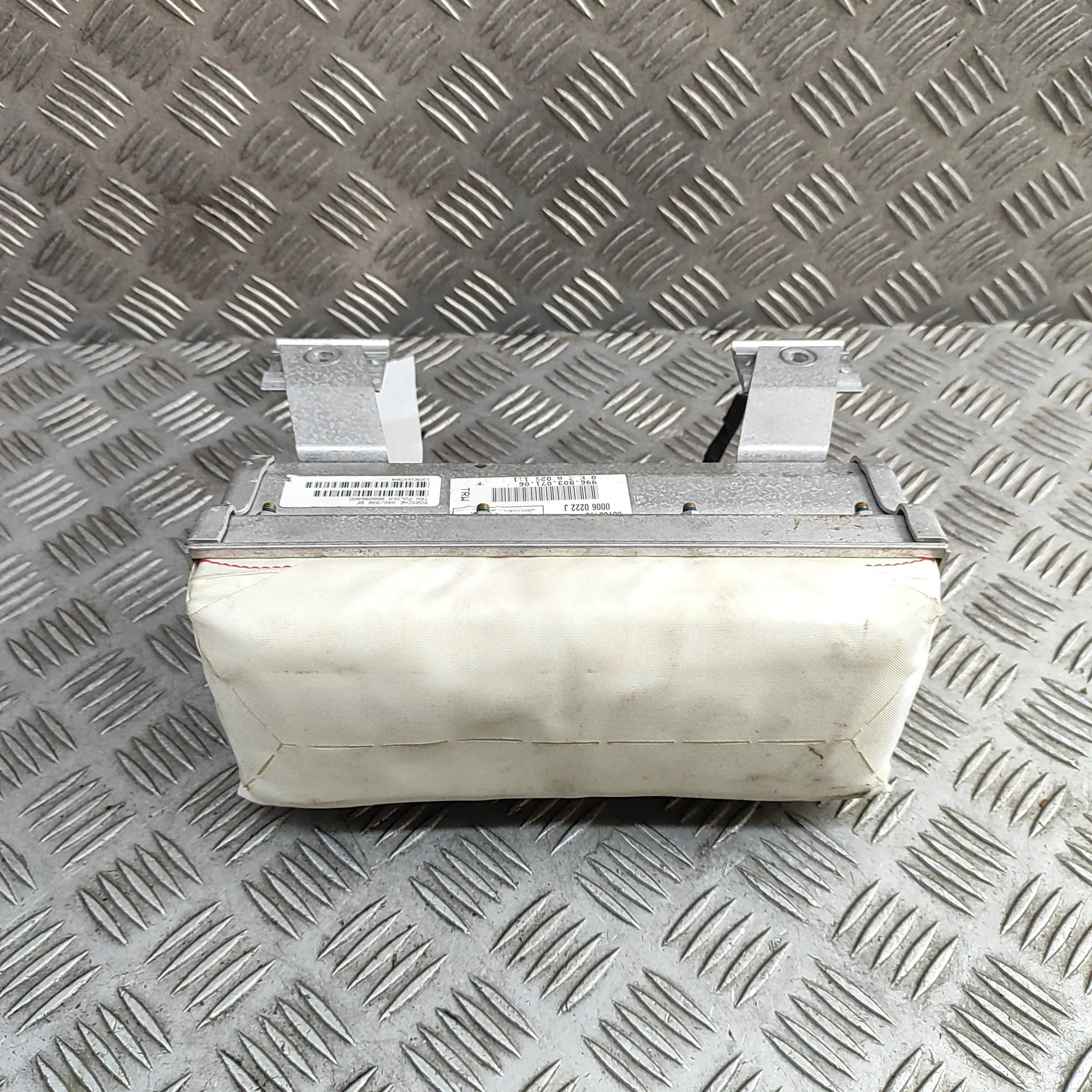 Porsche Boxster (986) Dashboard Safety Bag SRS Dashboard Safety Bag SRS — PORSCHE BOXSTER (986...