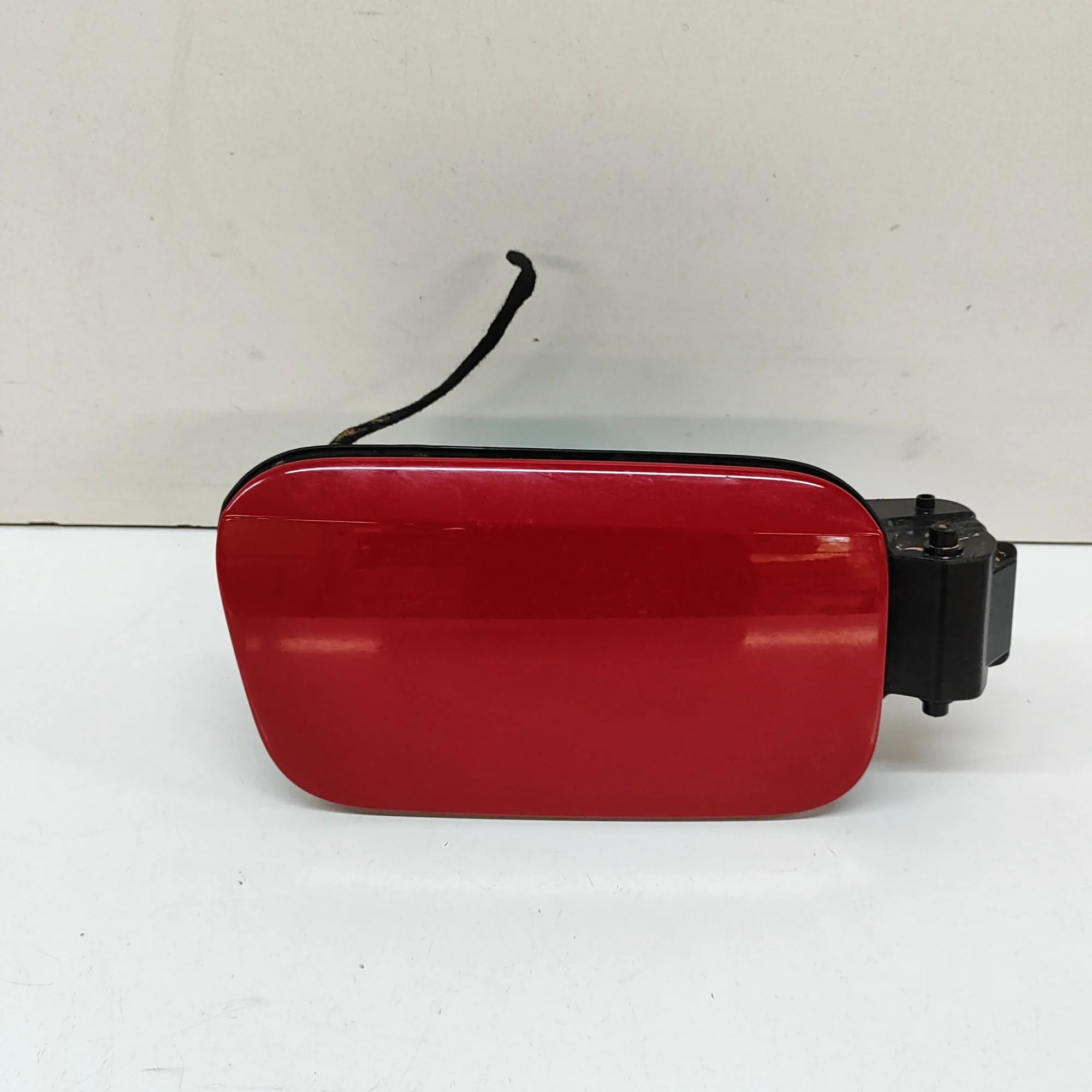Audi Q3 (F3) Fuel Tank Flap Cap Fuel Tank Flap Cap — AUDI Q3 (Sportback F3N) (2...