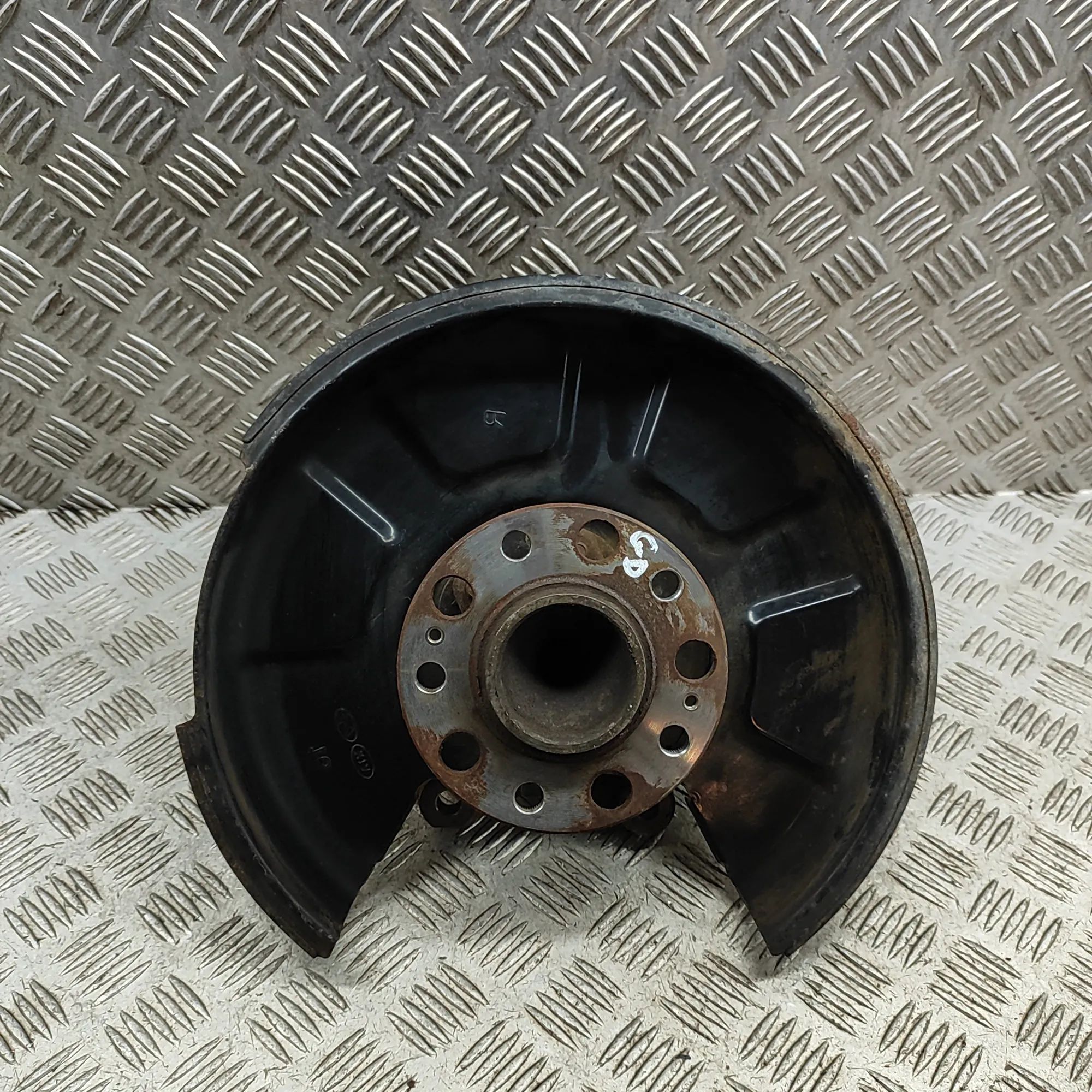Kia Optima (JF) Rear Right Wheel Hub Rear Right Wheel Hub — KIA OPTIMA (Sportswagon)...