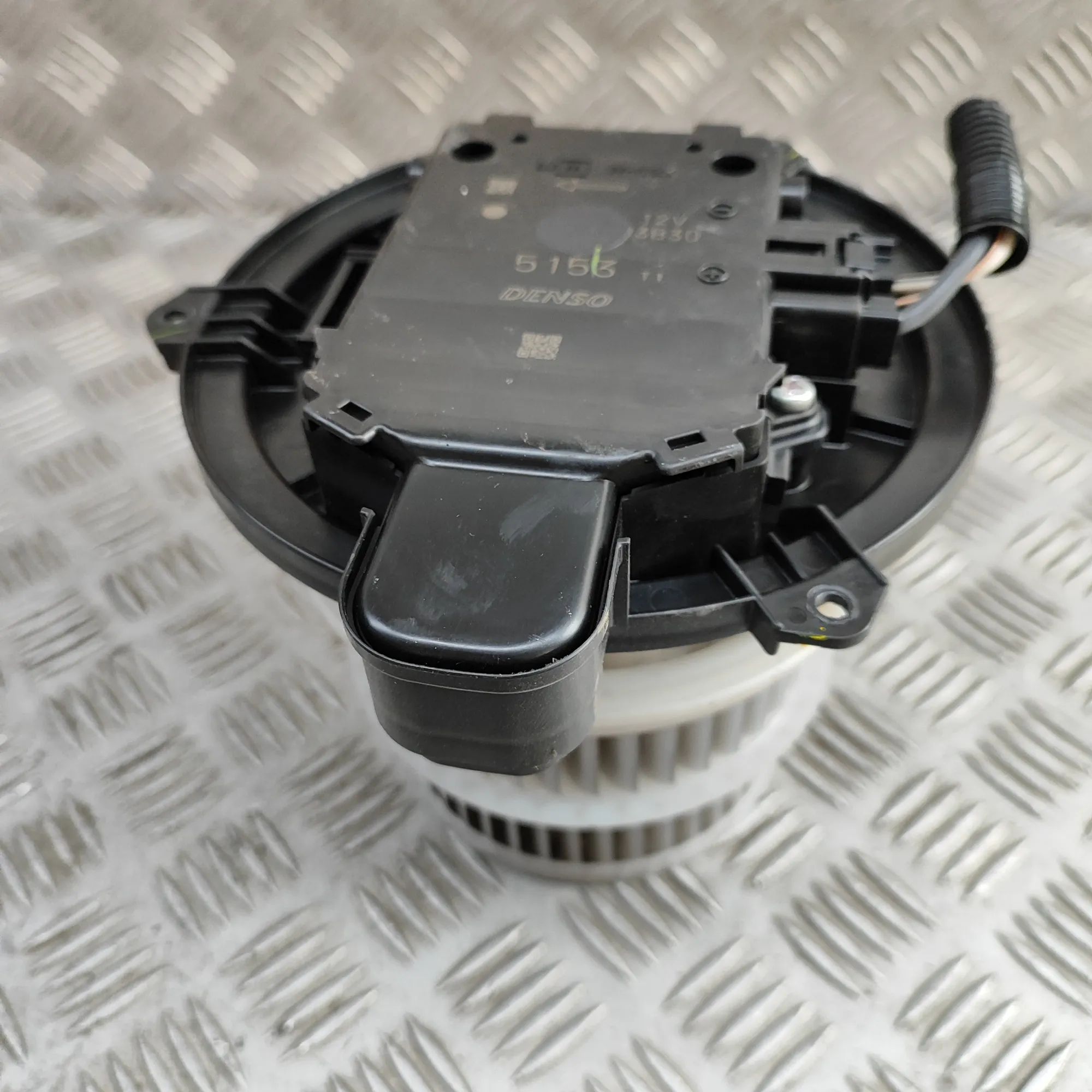 Lexus IS Heater Blower Fan Heater Blower Fan — LEXUS IS (III _E3_) (2013-....