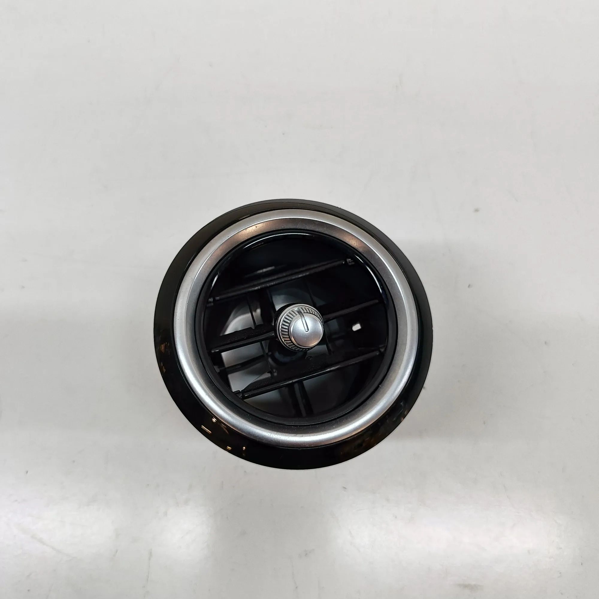 Mercedes-Benz A (W176) Dashboard Air Vents Dashboard Air Vents — MERCEDES BENZ AMG (GT C19...