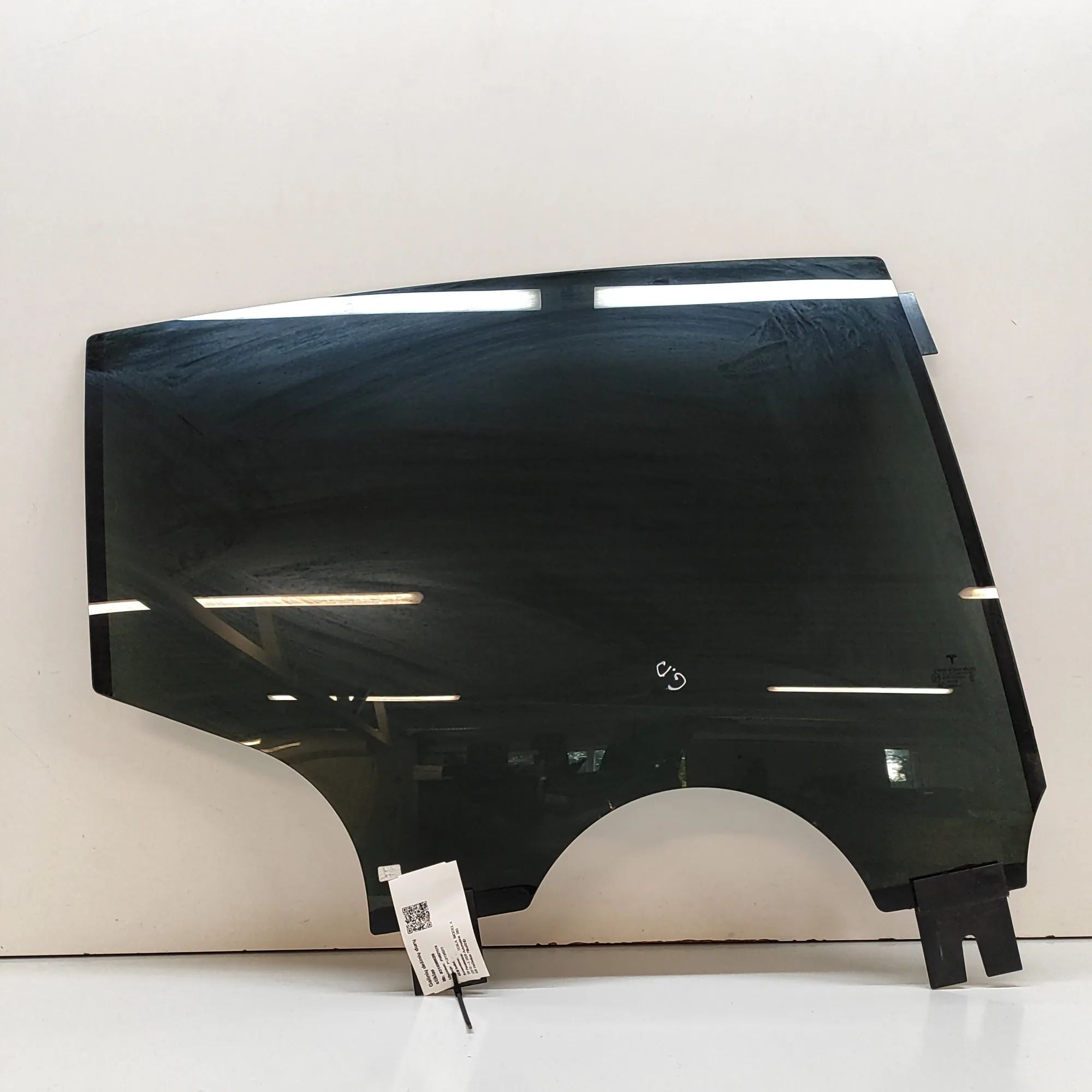 Tesla Model X Right rear door window Right rear door window — TESLA MODEL X (2013-.....
