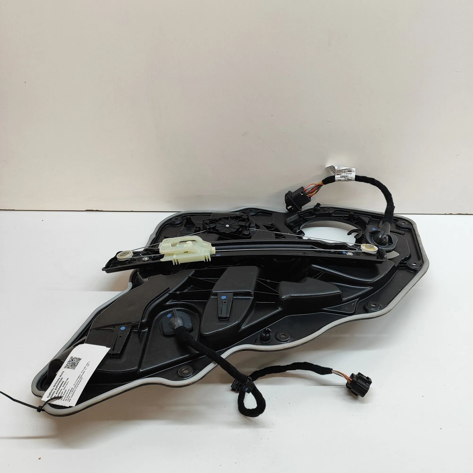 Alfa-Romeo Stelvio Rear Right Door Window Regulator Rear Right Door Window Regulator — ALFA ROMEO S...