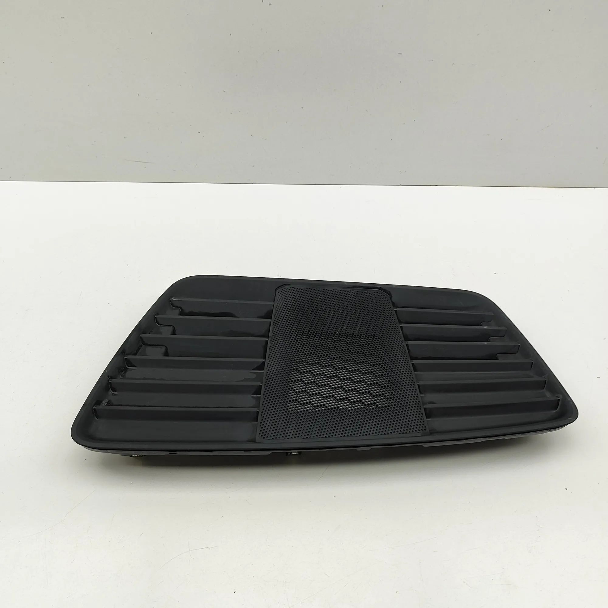 Audi A5 (B10) Speaker cover Speaker cover — AUDI A5 (Avant) (2024-...) — 8B...