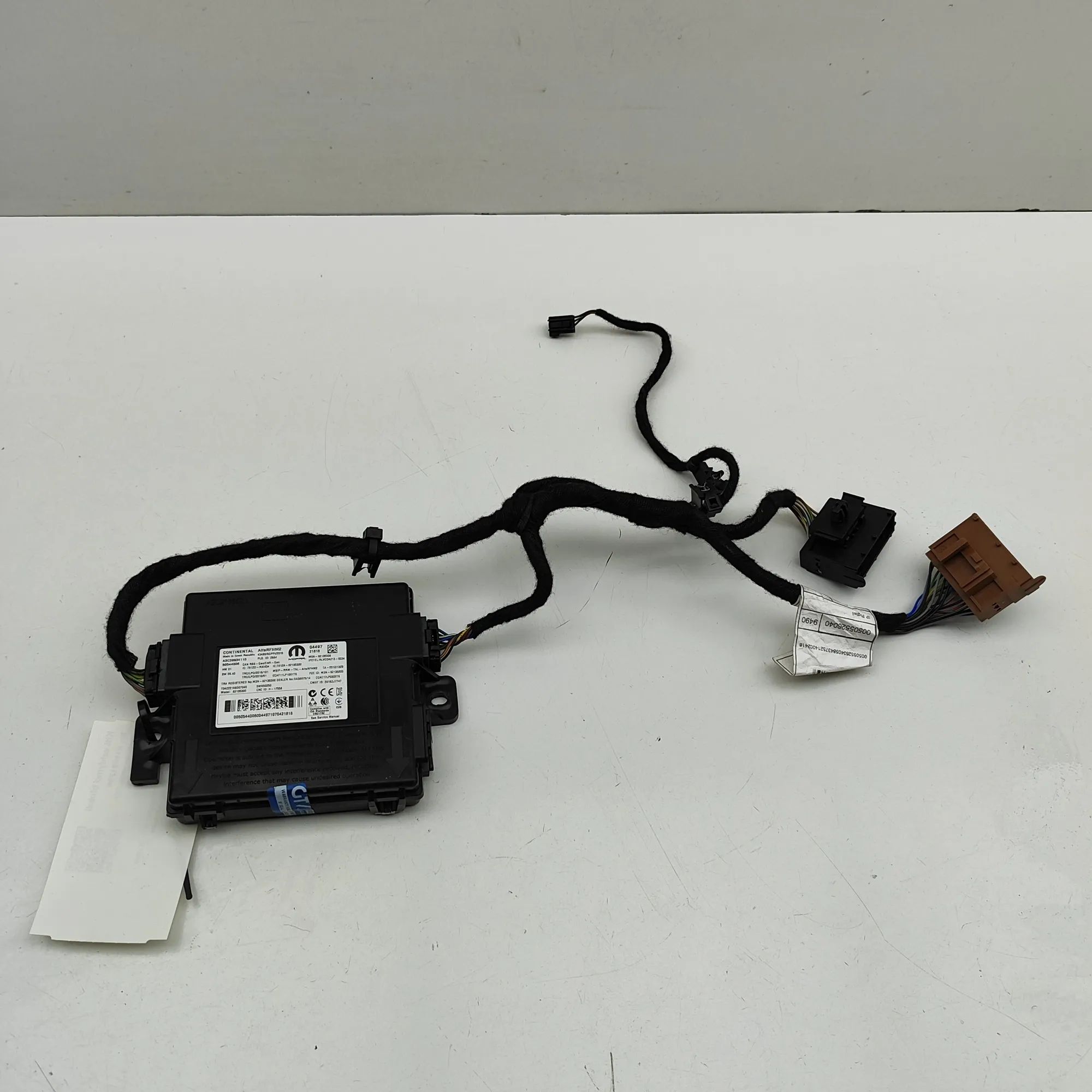 Alfa-Romeo Stelvio Keyless Control Unit Keyless Control Unit — ALFA ROMEO STELVIO (949_...