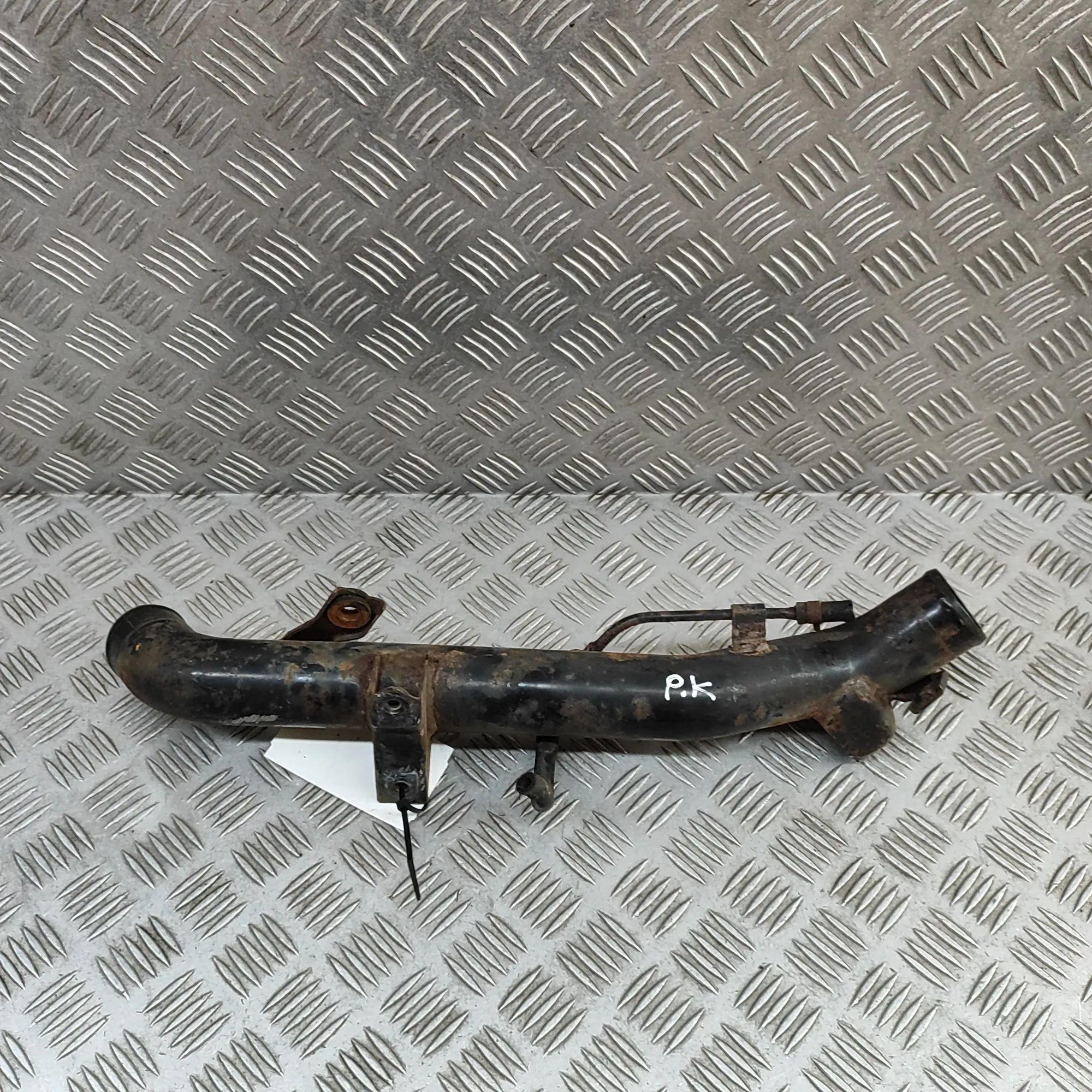 Nissan 300ZX Intercooler hose — left Intercooler hose — left — NISSAN 300 (ZX Cabrio...